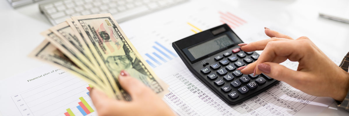 项目年初立项资金安排：预算、筹集、管理和控制