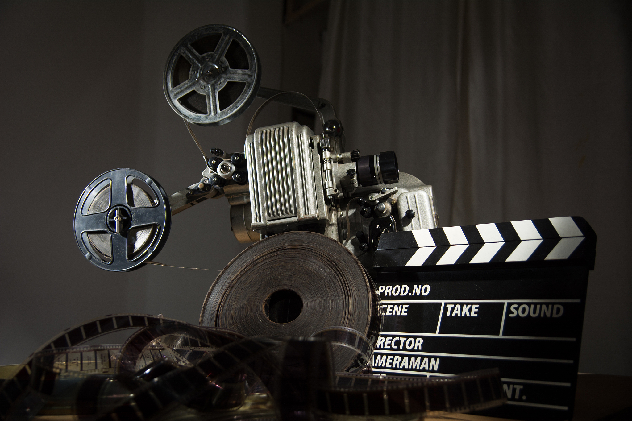 retro device for watching movies