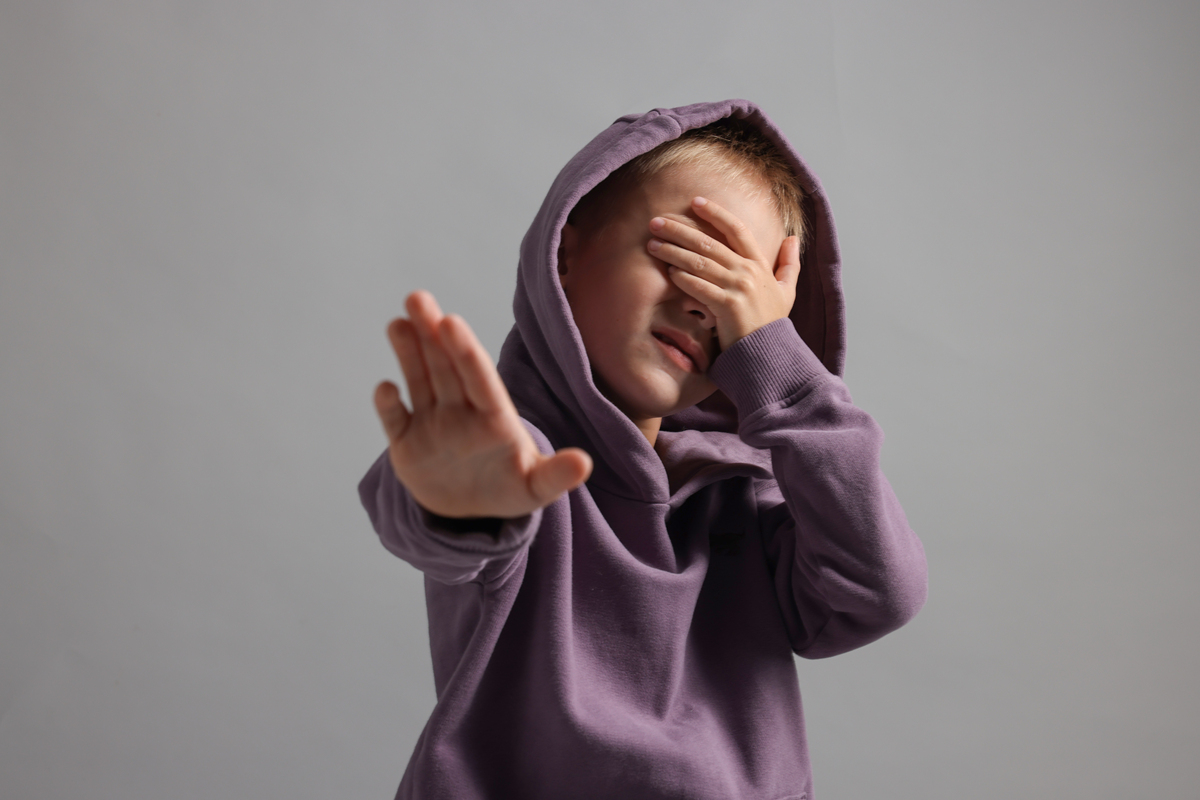 孩子眼神发直？可能是害怕和压力！了解原因和应对方法