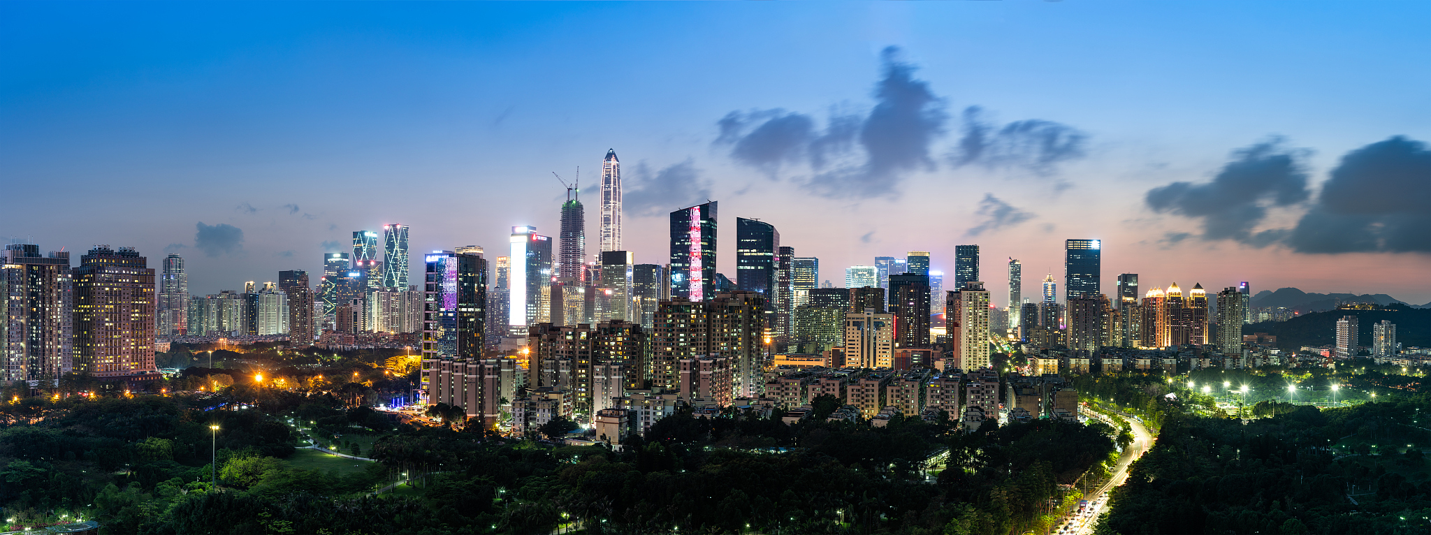 shenzhen skyline at night