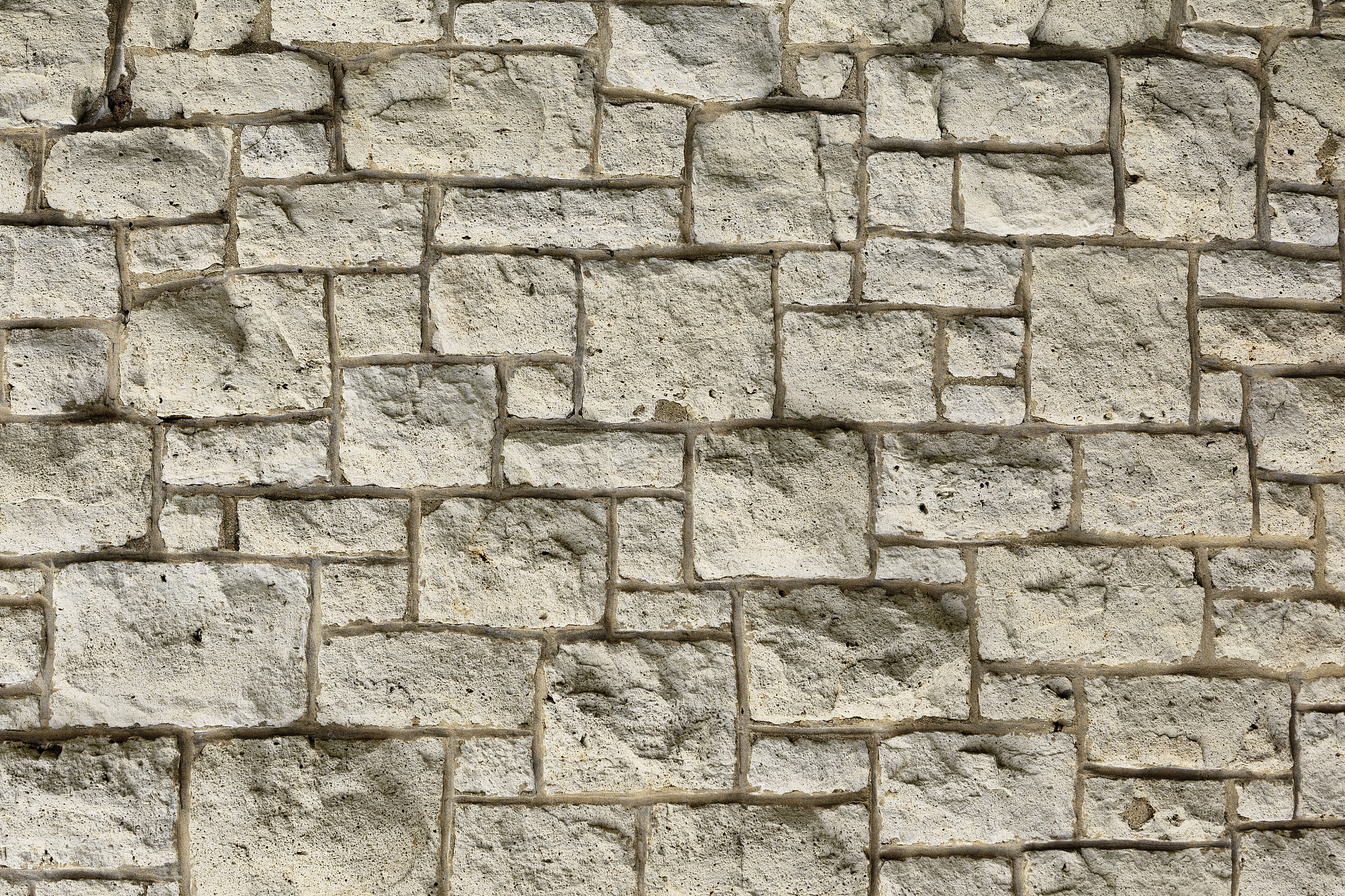 中长石常发育环带结构