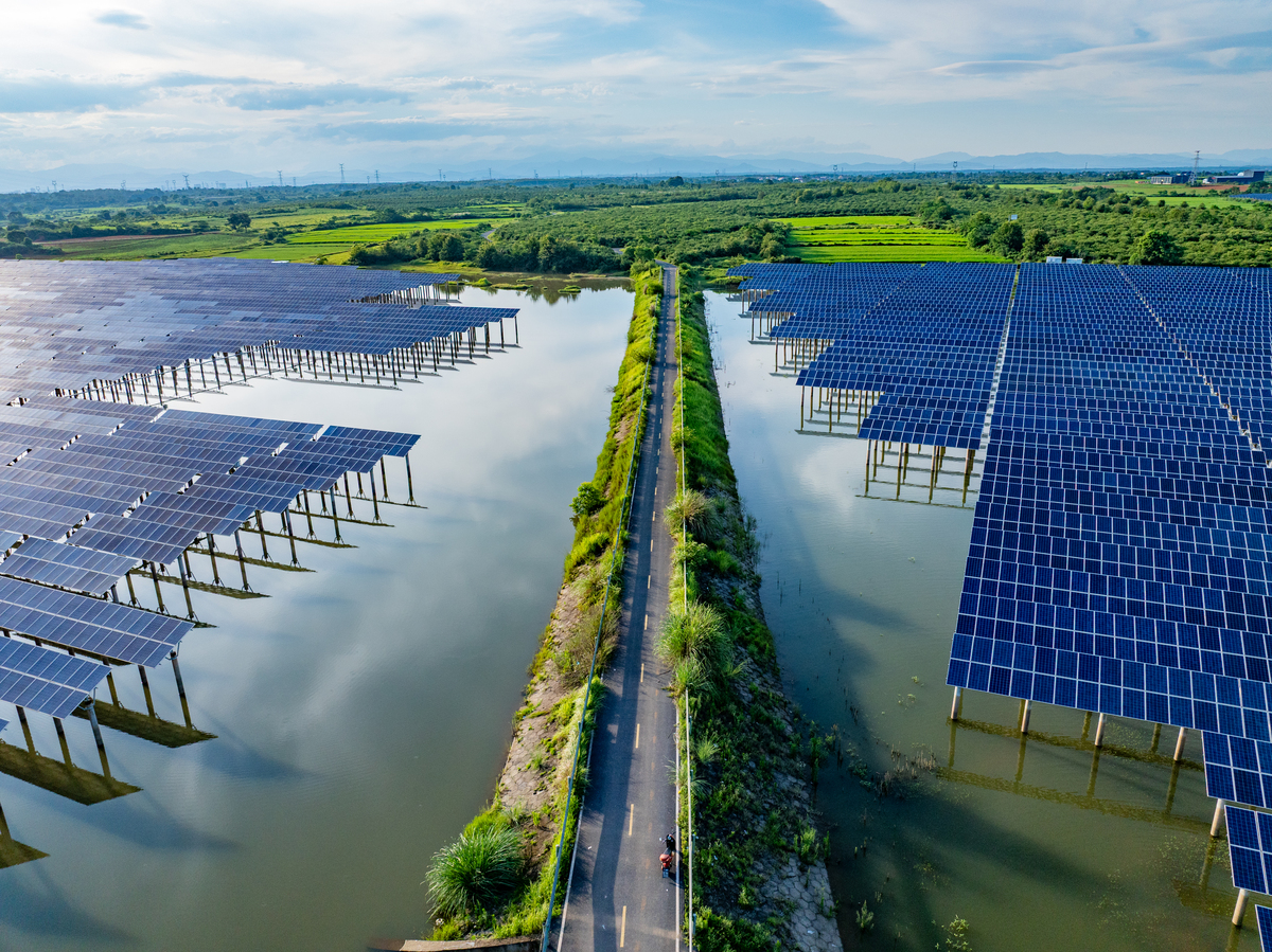 富营养化治理方法：控制污染源、生态修复、机械治理、生物治理