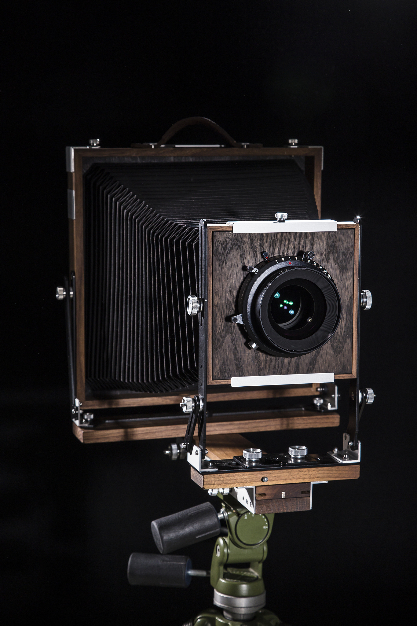 西洋镜：暗箱的起源与摄影技术的发展