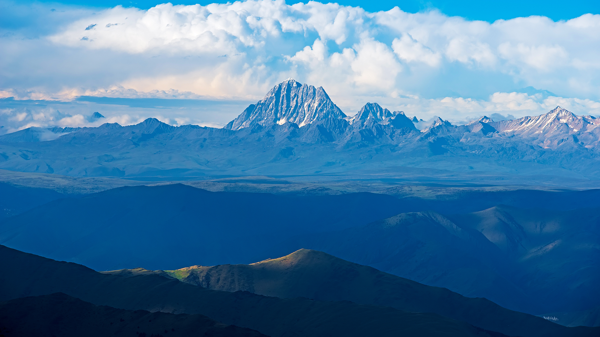雅拉雪山