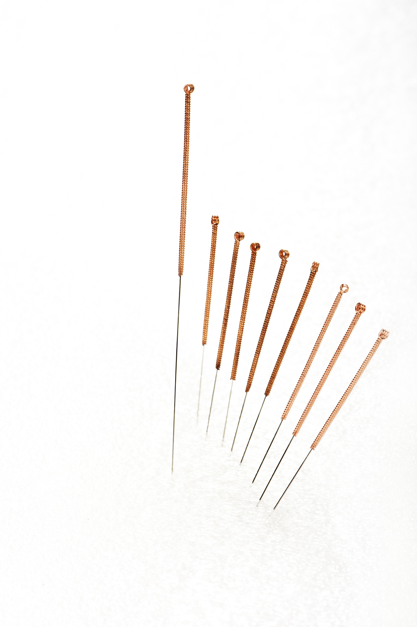 <strong>针灸</strong>针,一个物体,中间,比例,数字8,艾灸,针灸,中医,垂直画幅,无人