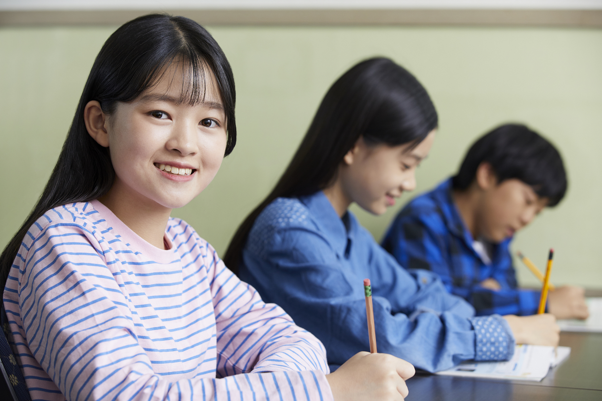 初中女生毕业选择专业指南：兴趣、未来与规划