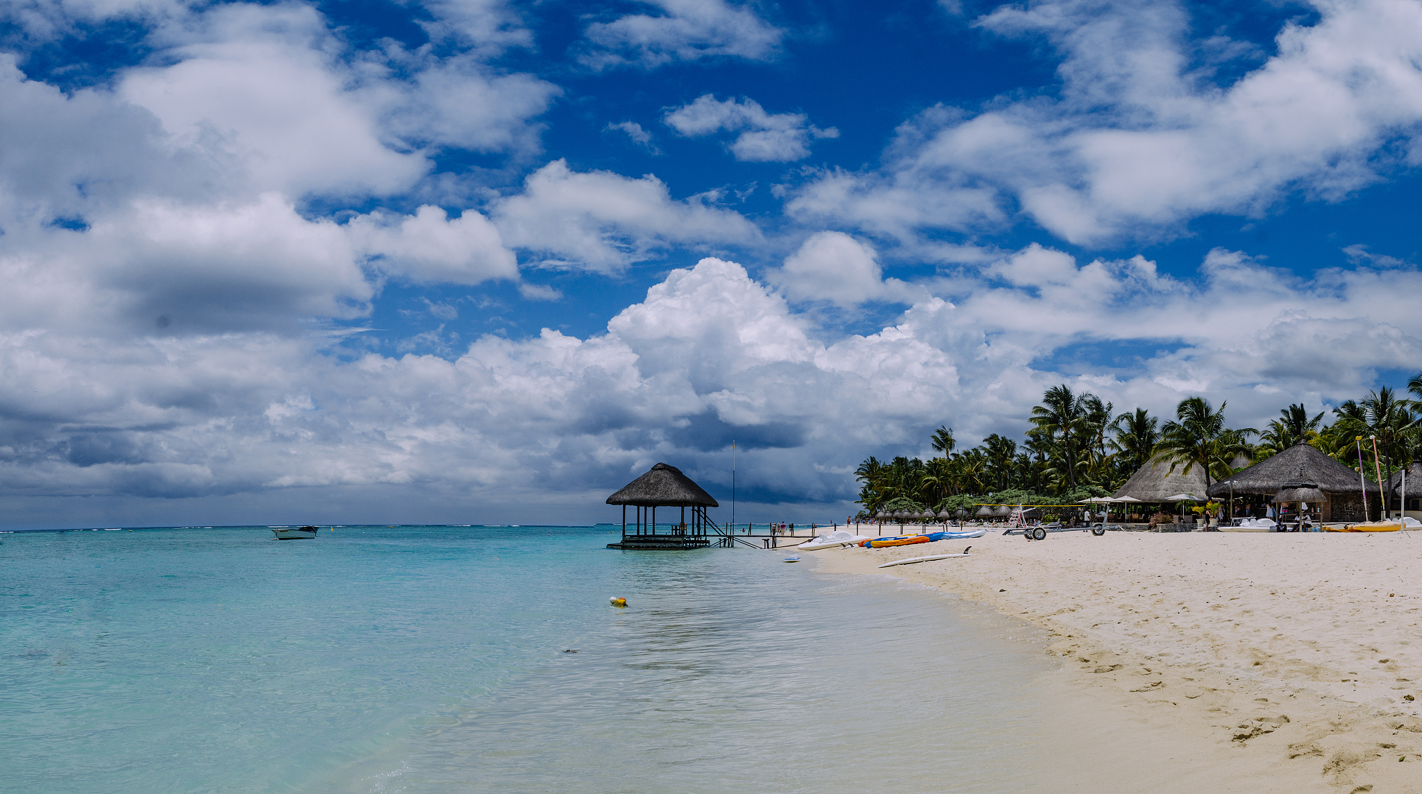 beach at mauritius