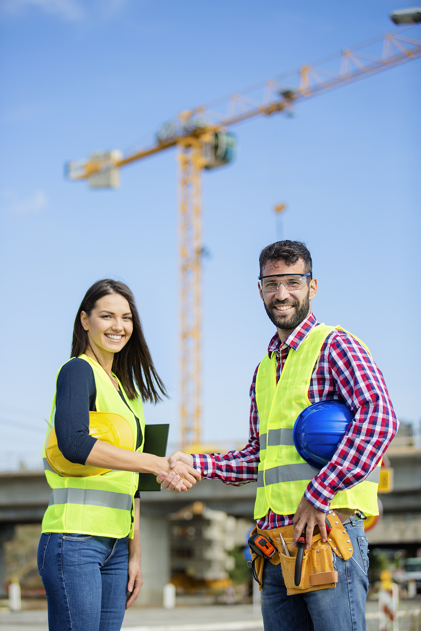 two people shaking hands