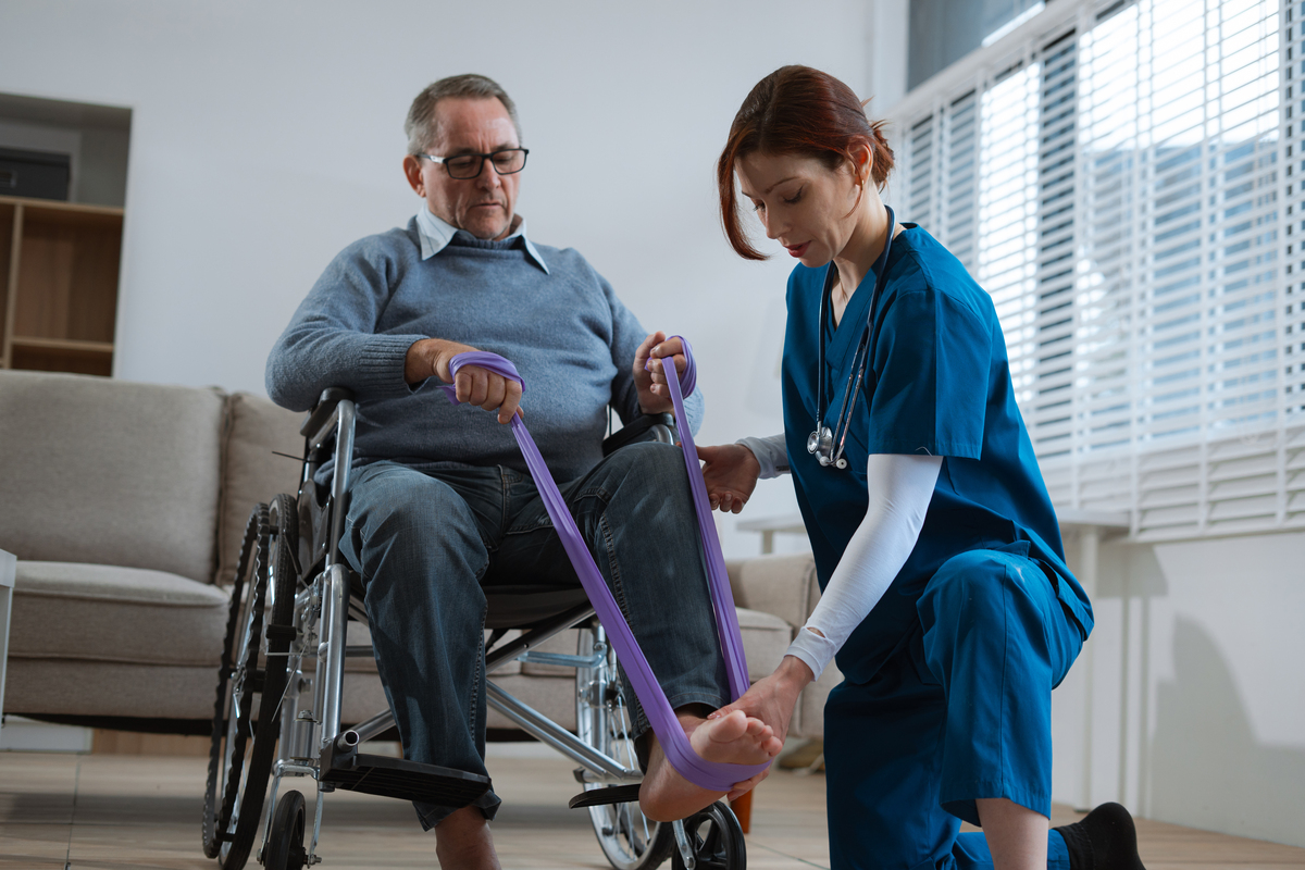 贵阳康复治疗学专业就业前景分析：发展方向及机遇