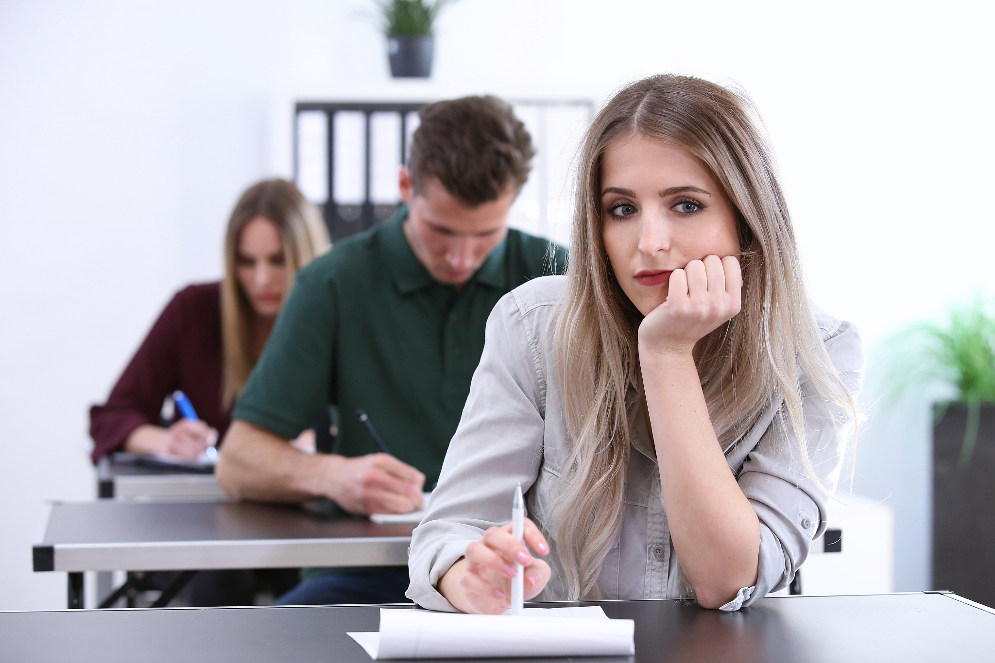 努力只能及格拼命才能优秀。围绕这篇博文写1条10字左右的评论