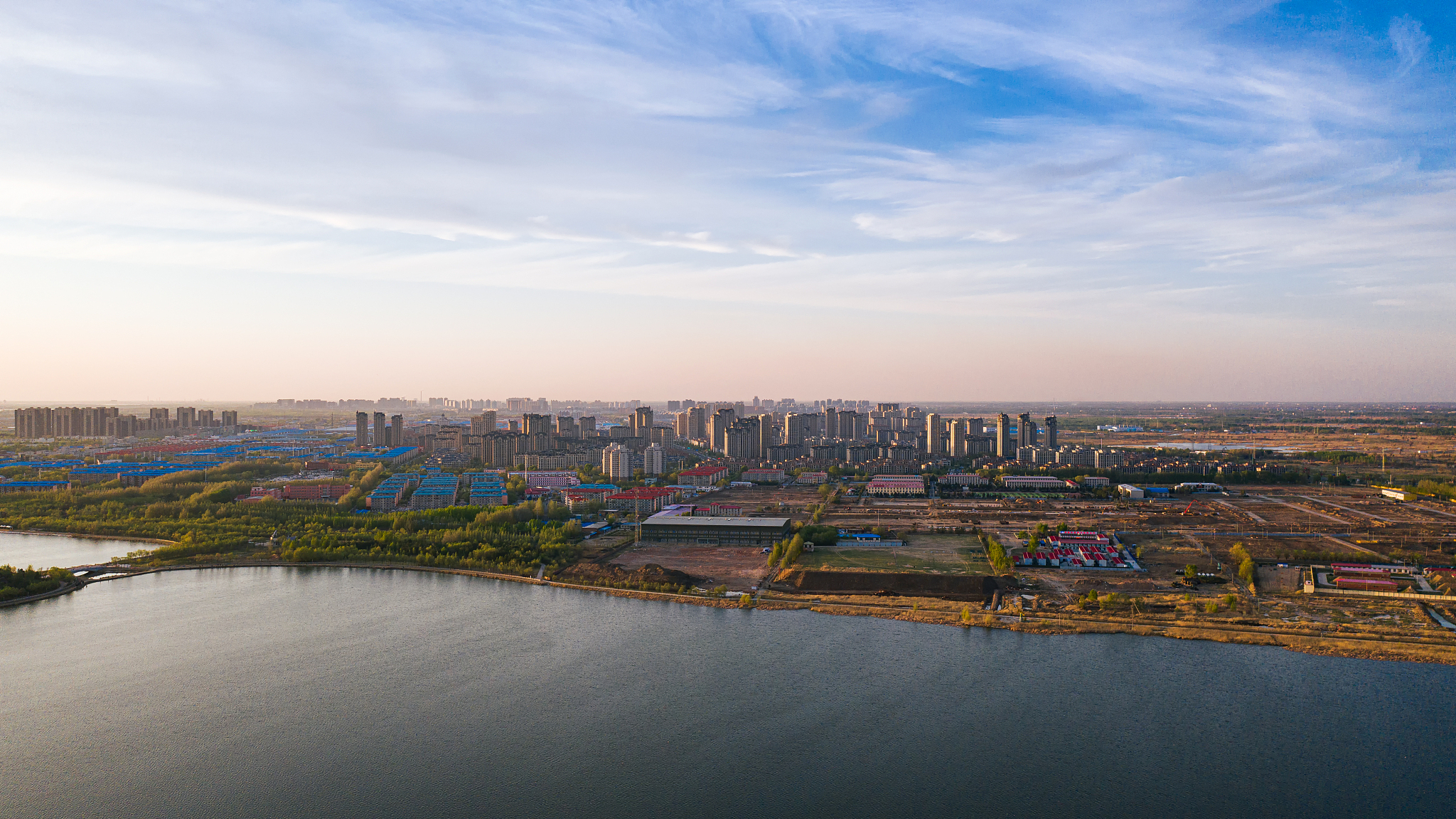 黑龙江大庆市乘风湖创业城航拍