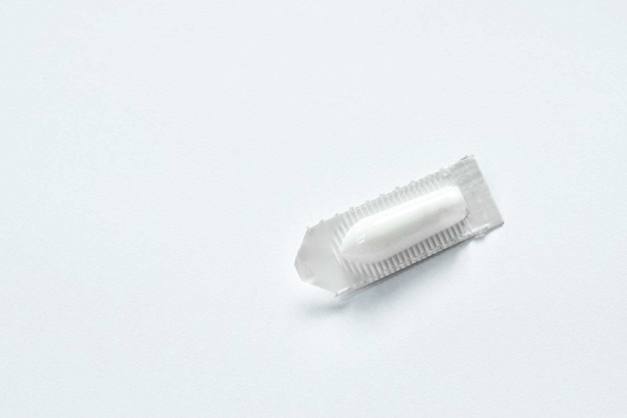 corticosteroid cream for hemorrhoid therapy used by insert in bo