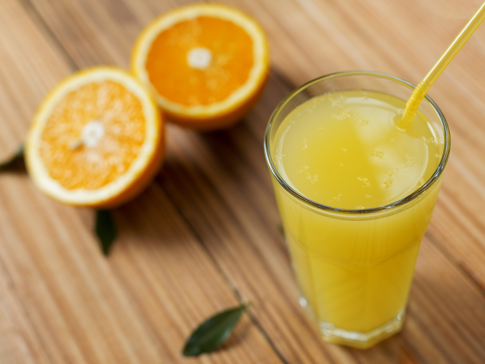 黄桃气泡水怎么做？简单易学的制作方法，清爽解暑！