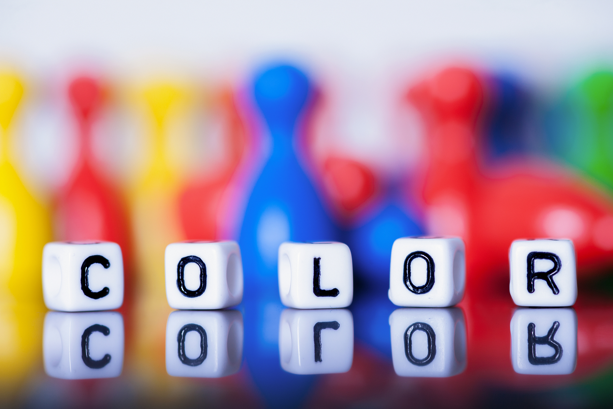 用随机文字组成一张美女图片