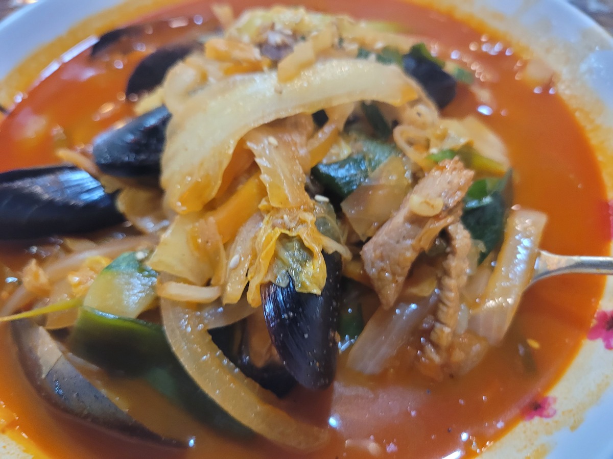 安阳扁粉菜：河南省特色美食，酸辣爽口，清香可口