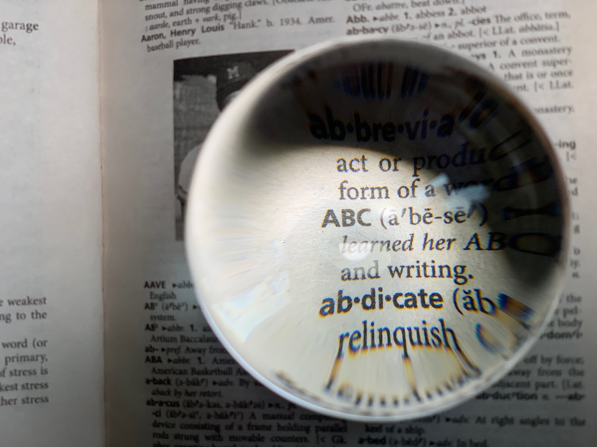 RJFF 可以组成哪些单词？