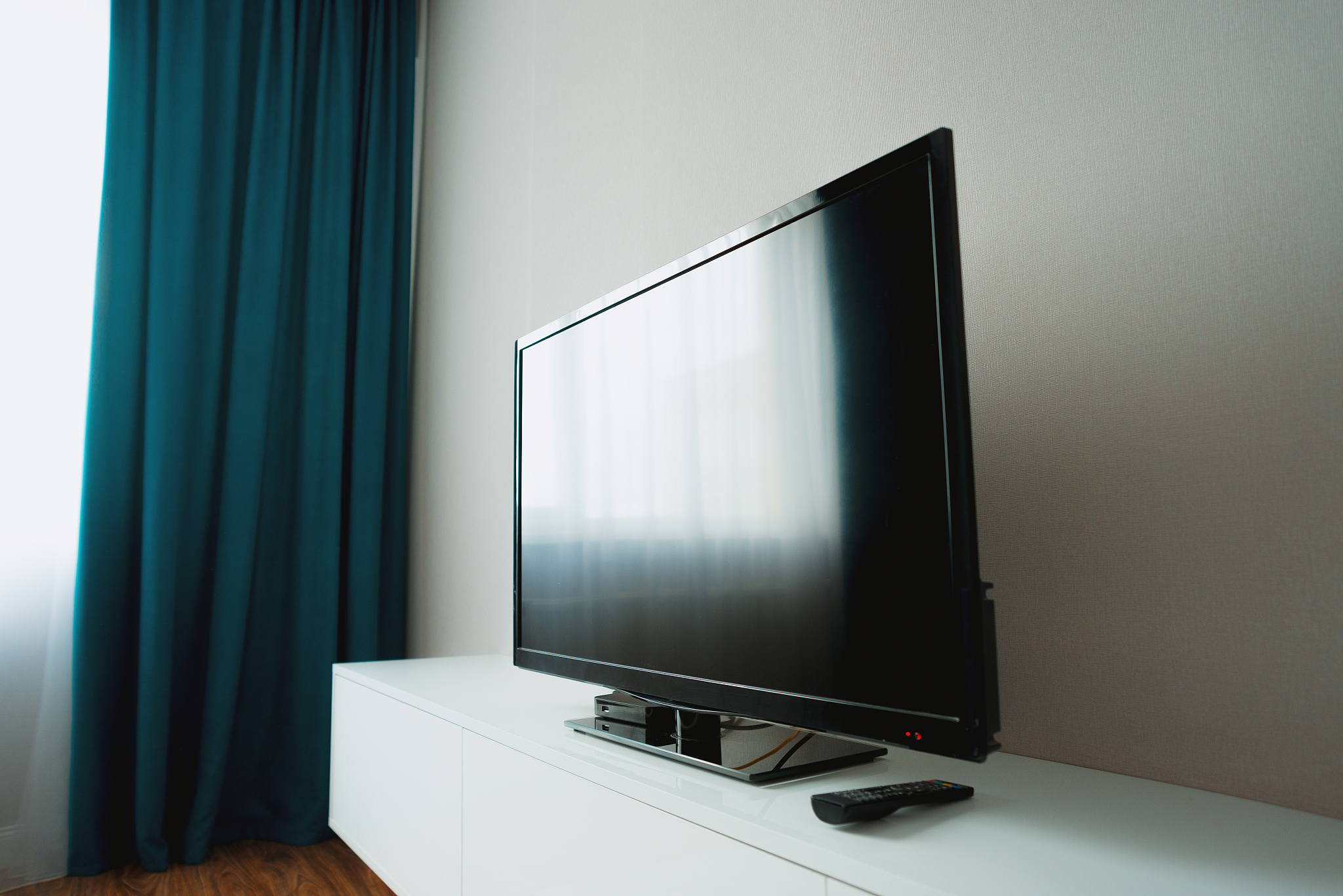 meta descripcion seo de los Monitores Samsung LU28R552UQPXEN 28 4K UHD