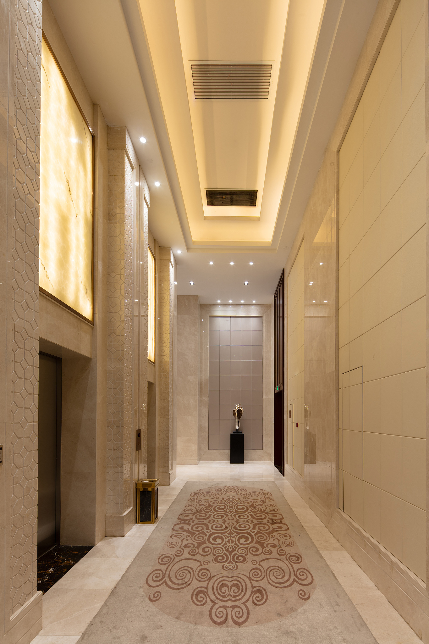 湖南安全技术职业学院应用英语专业就业前景如何