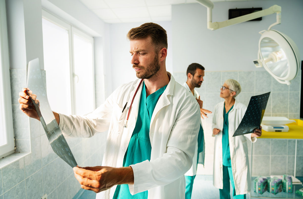 核医学专业有哪些课程用发散性