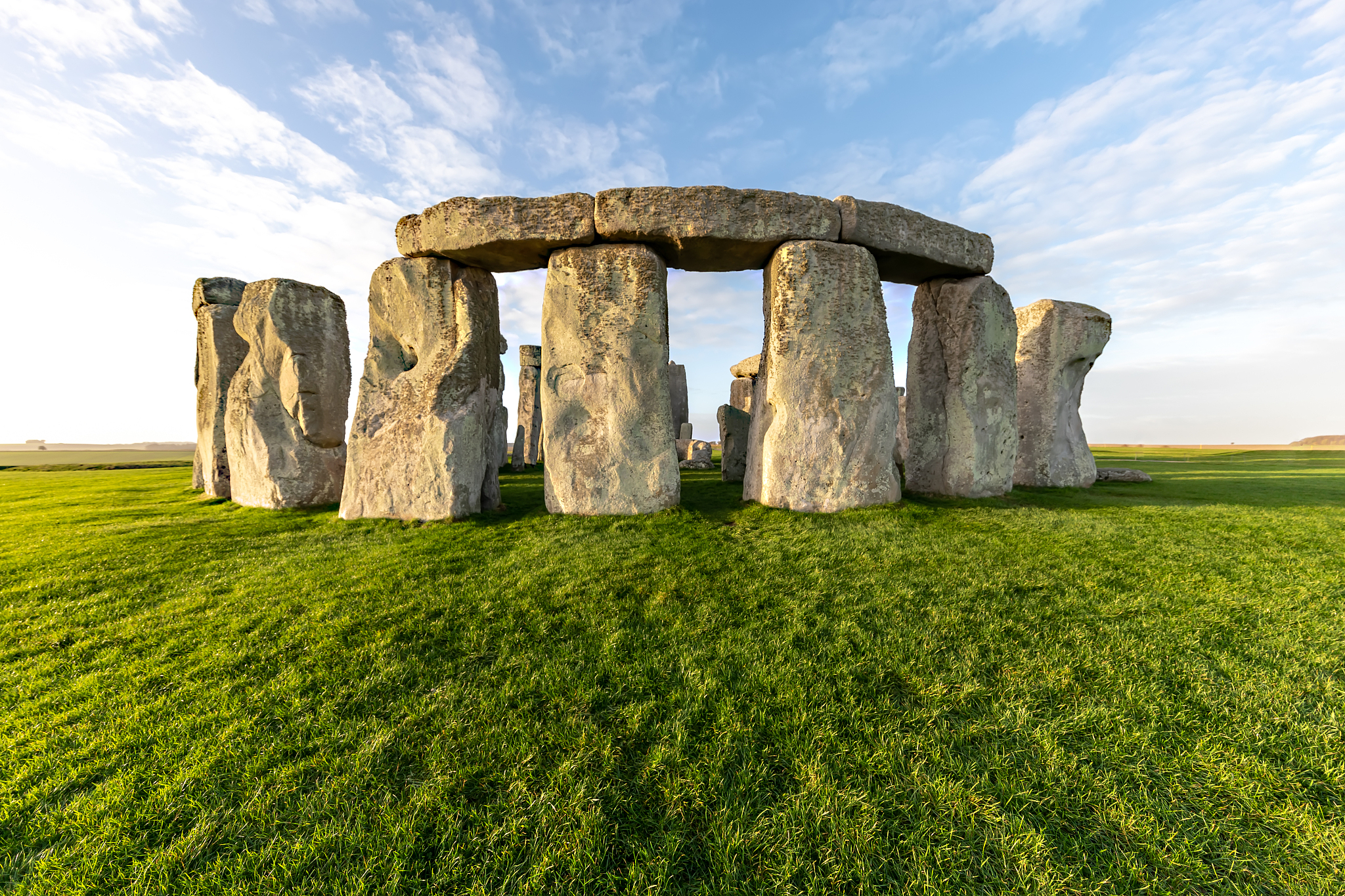 stonehenge in the early morning