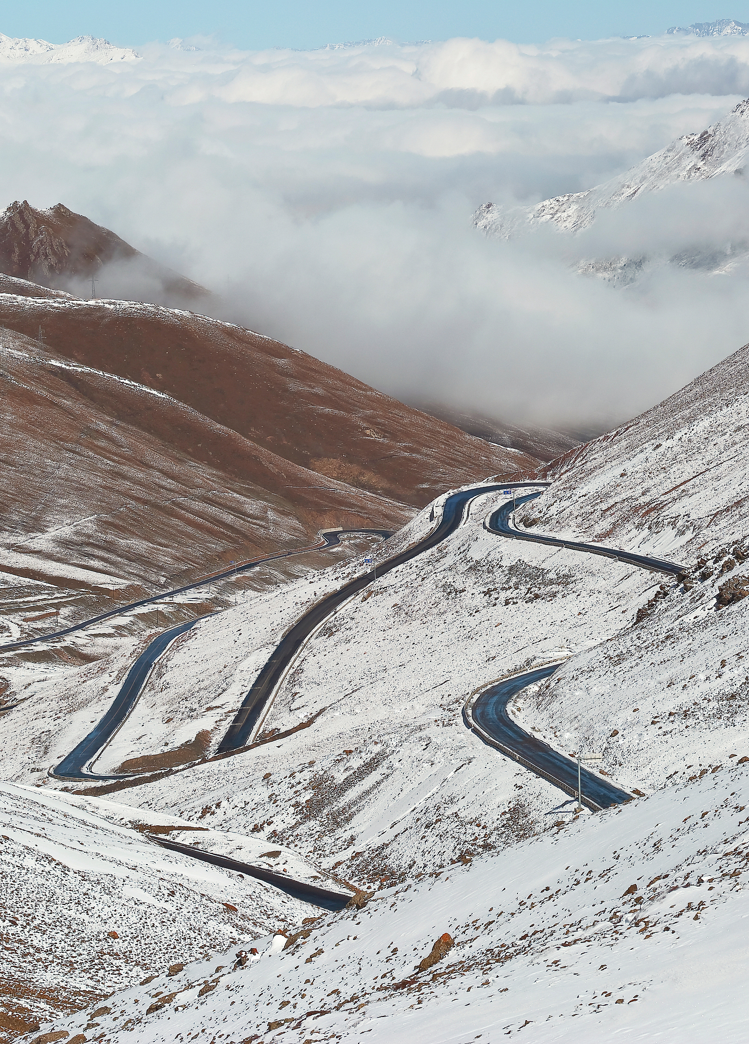 在中国哪些地方8月份温度在30度以下