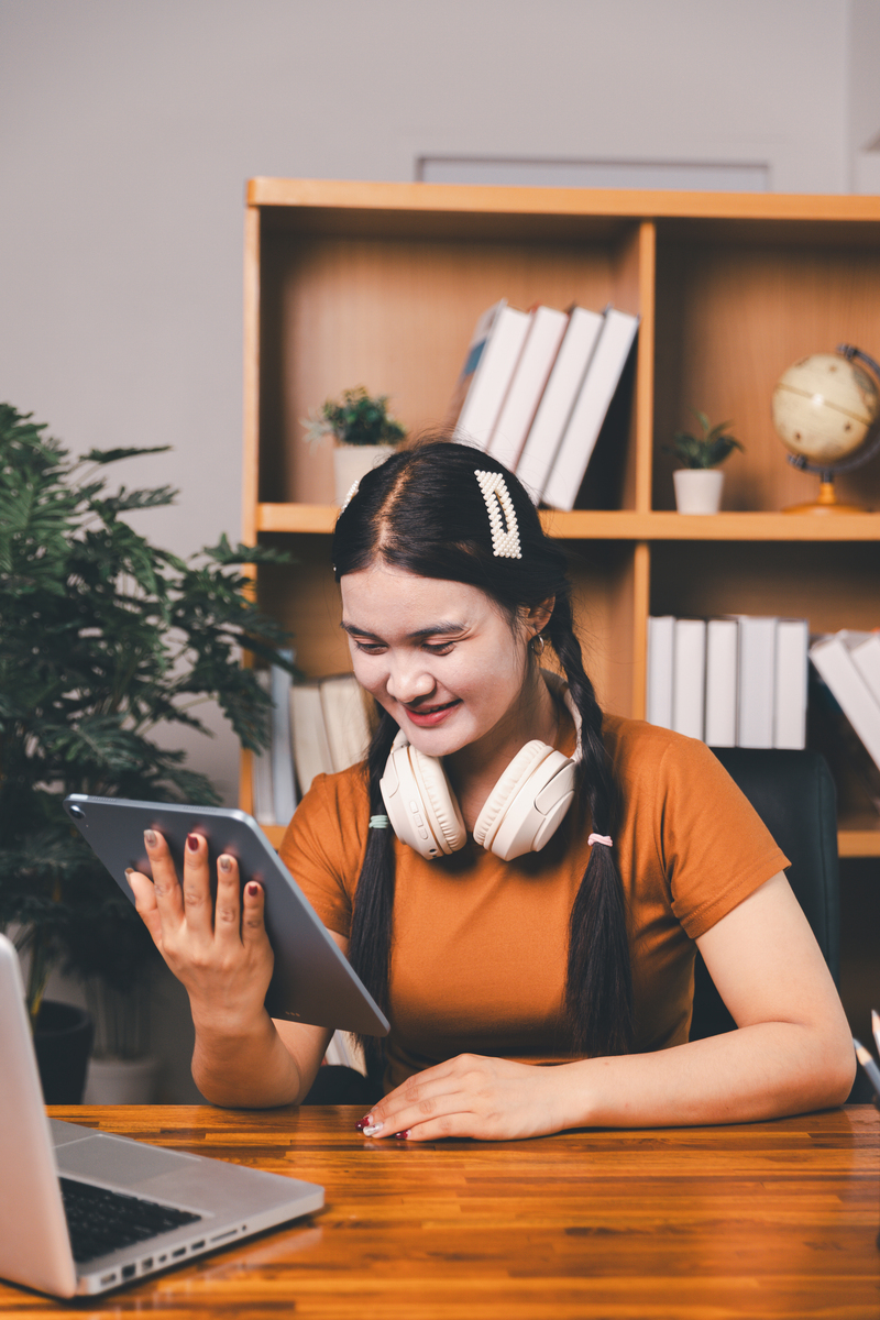 女生适合学计算机专业吗 有没有发展前景