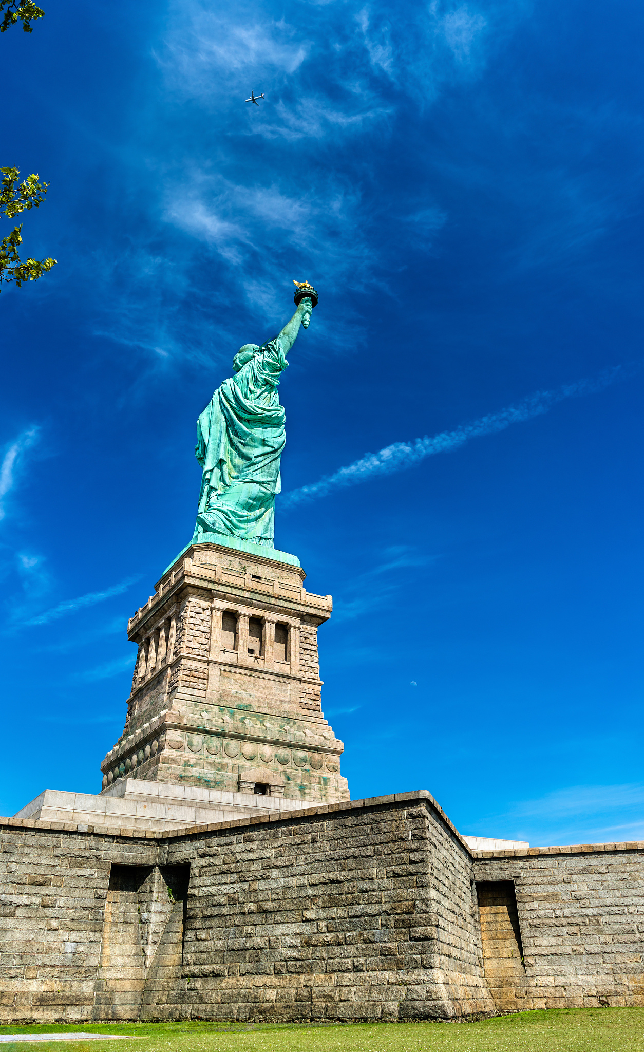 the statue of liberty on liberty island in new york city