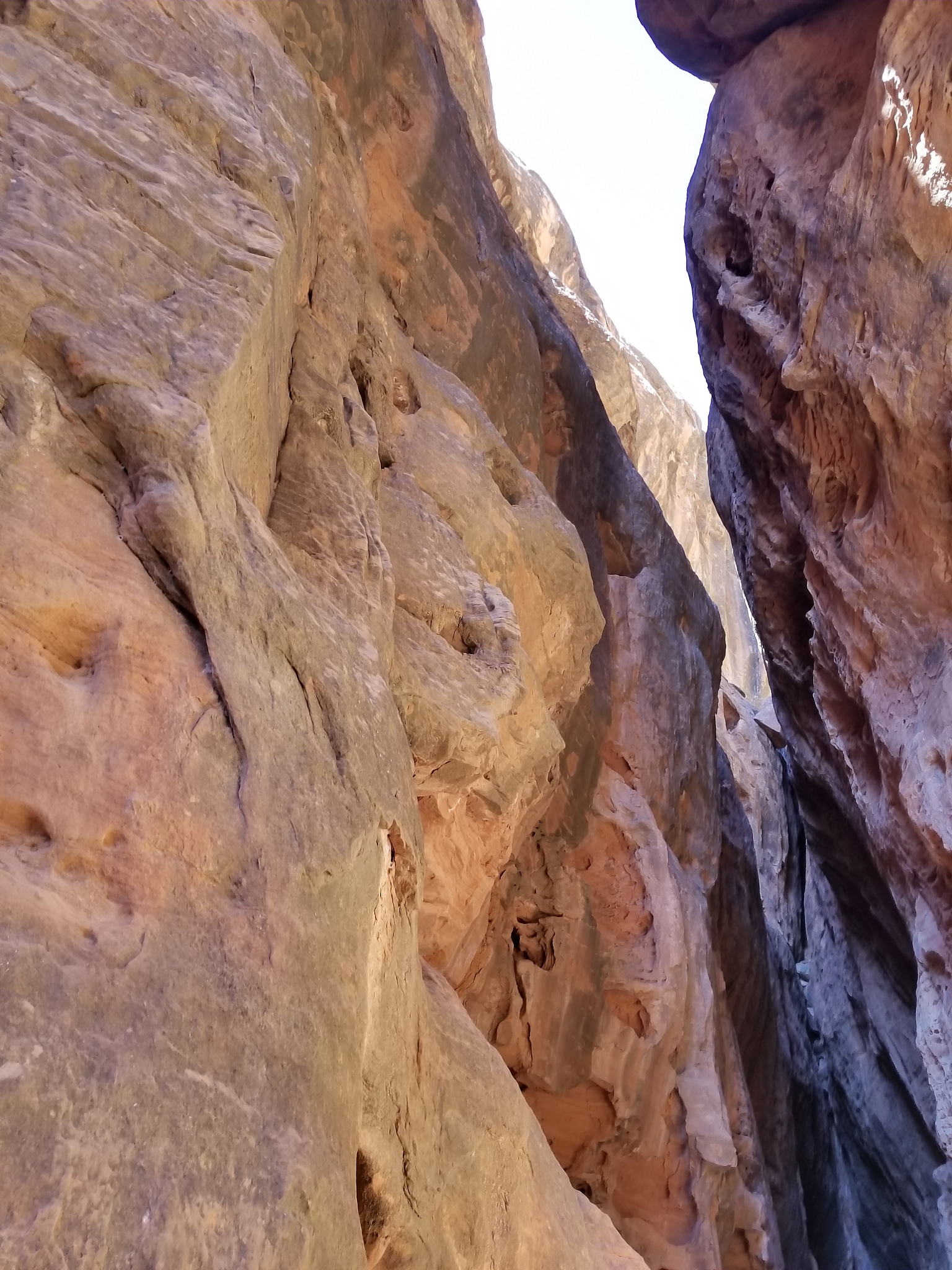 天斧砂宫地址 - 兰州详细经纬度