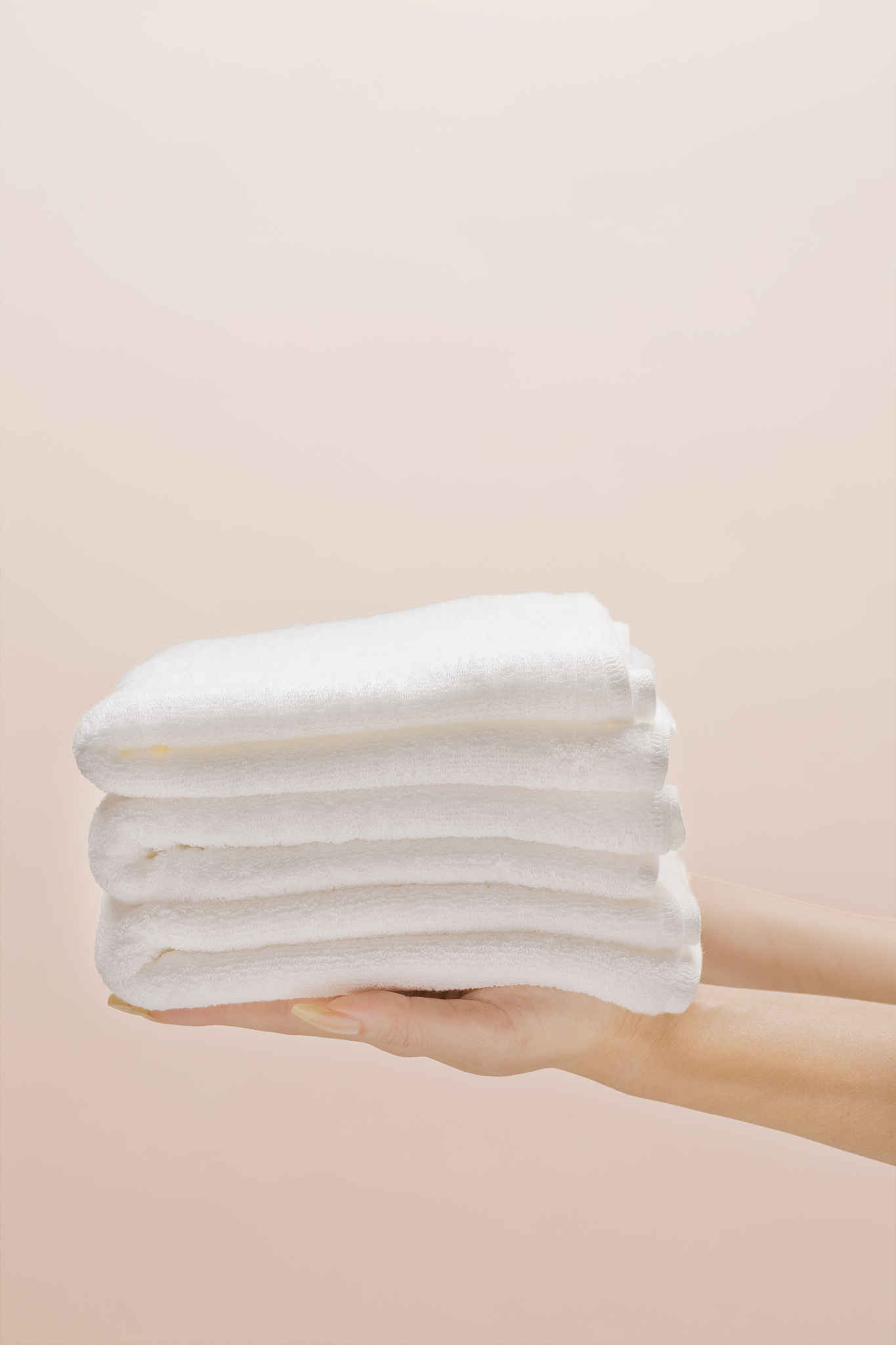 hand with towel