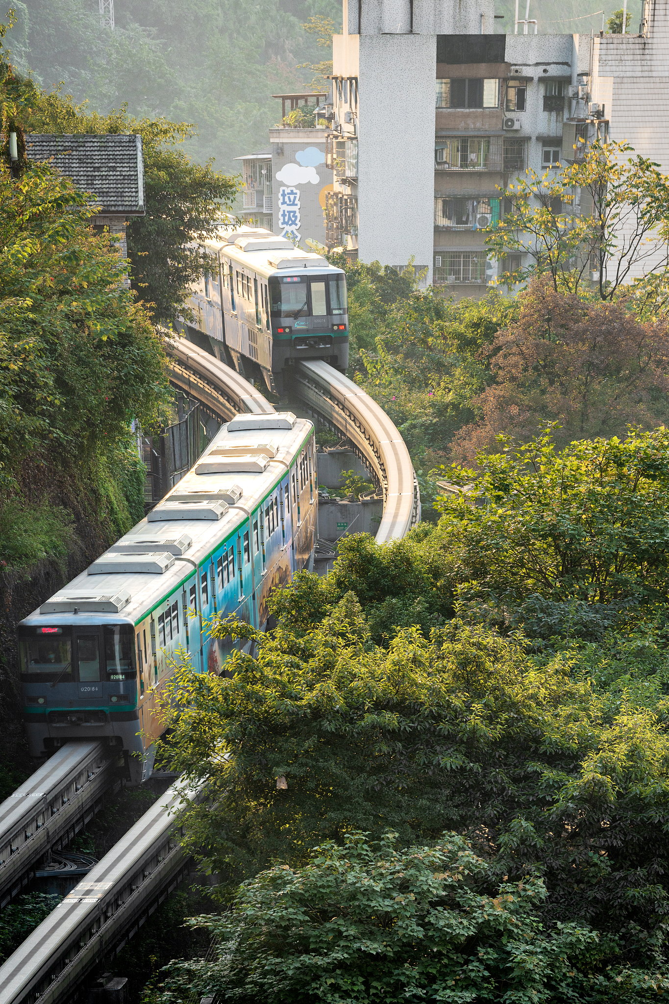 2021年重庆轨道专业招生要求：报名条件、专业技能与发展趋势