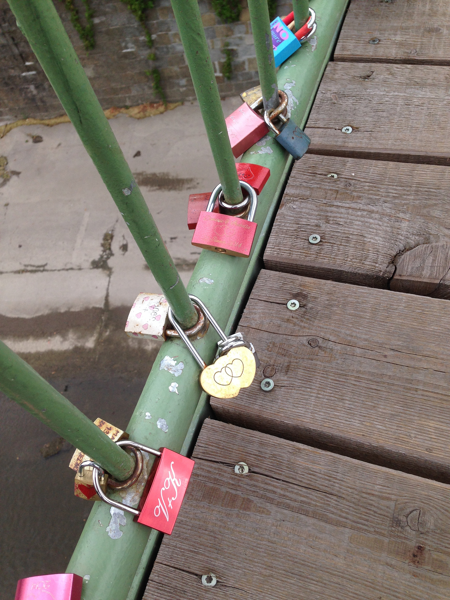 恒富威拦扞机落杆不到位怎么处理