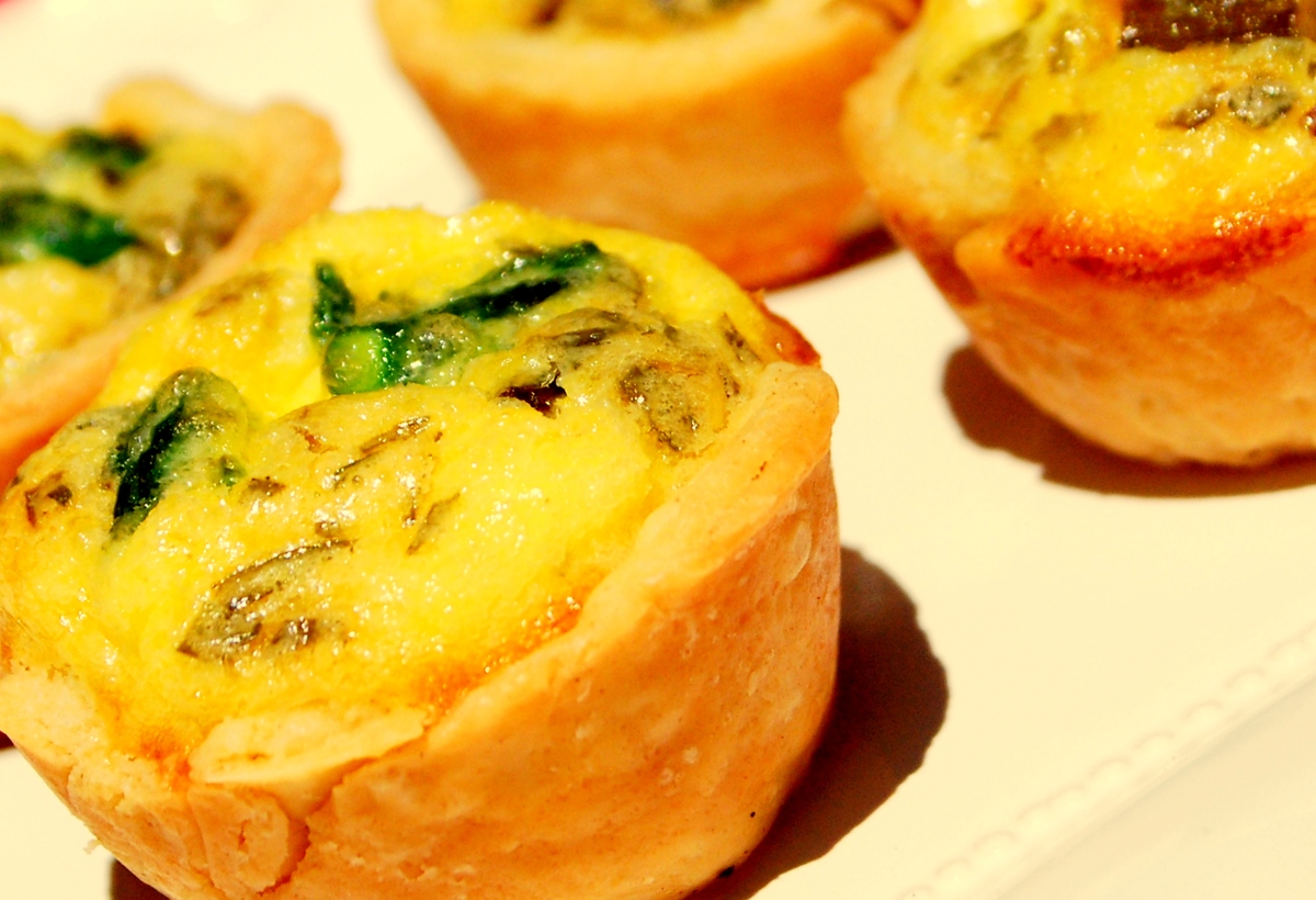 电压锅做面包简单步骤：300字详细教程