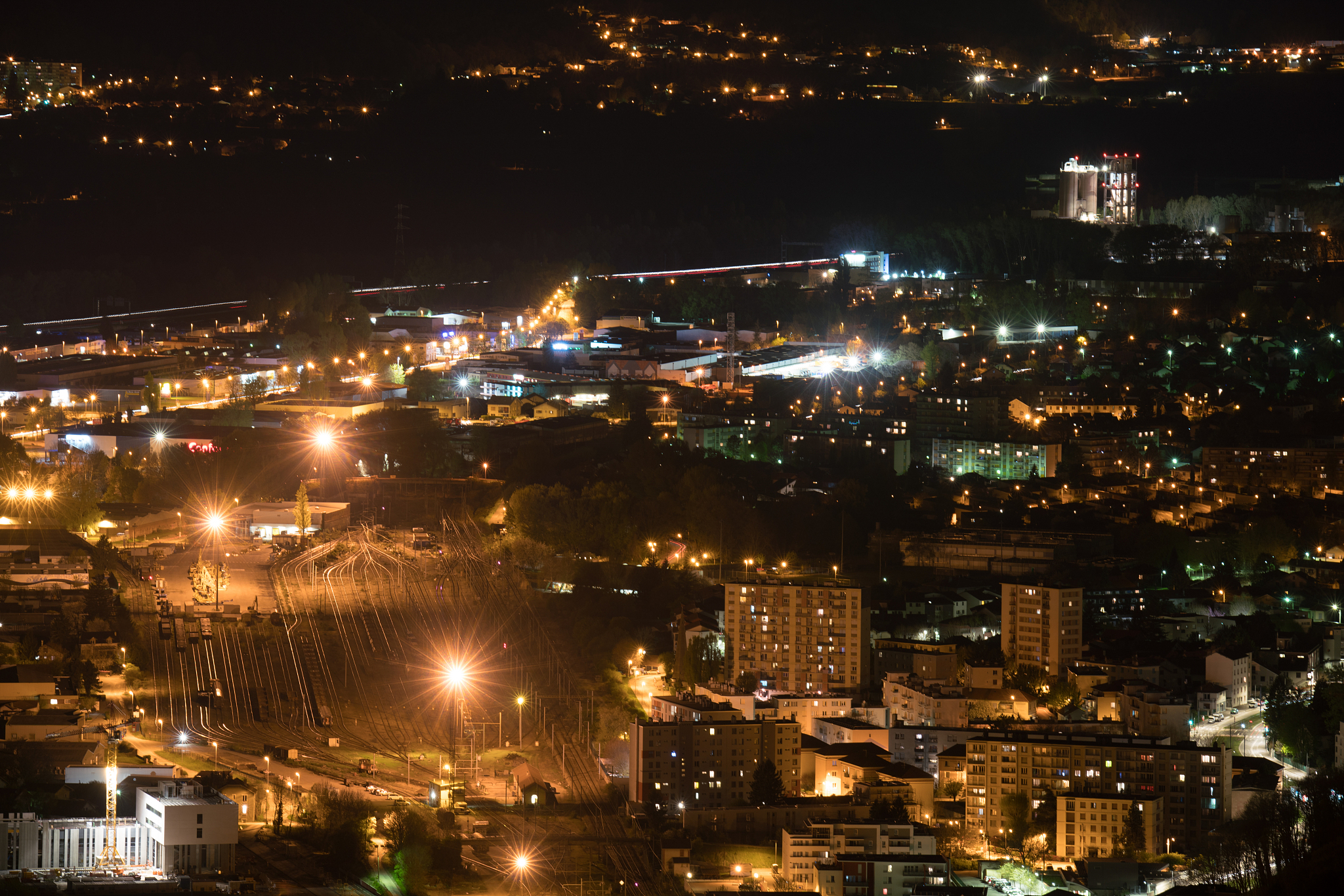 grenoble by night