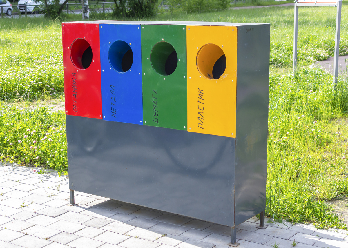 城市风采垃圾桶选用优质板材 精致做工匠心工艺 肉眼可见的细节棒抗压不变形 耐用抗腐蚀日晒雨淋都耐抗底座固定12级台风都刮不到稳重如山的宣传文案内容