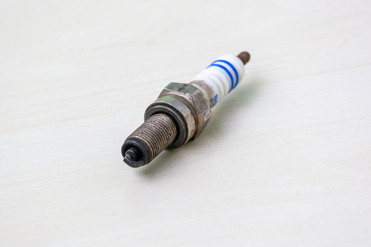 SaM146 点火塞 365-602-402-0 认证通过 PowerJet S.A. 推荐