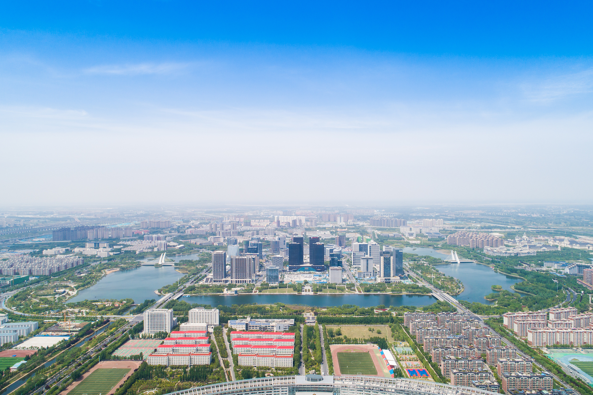 航拍河南郑州龙子湖大学城