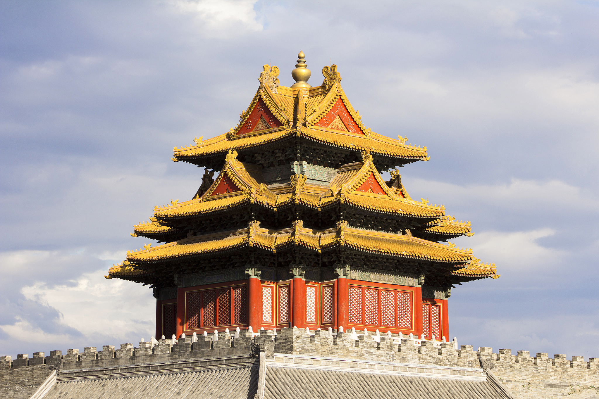 阐述北京如何优化旅游产业政策制定以此提升北京旅游服务贸易竞争力800字