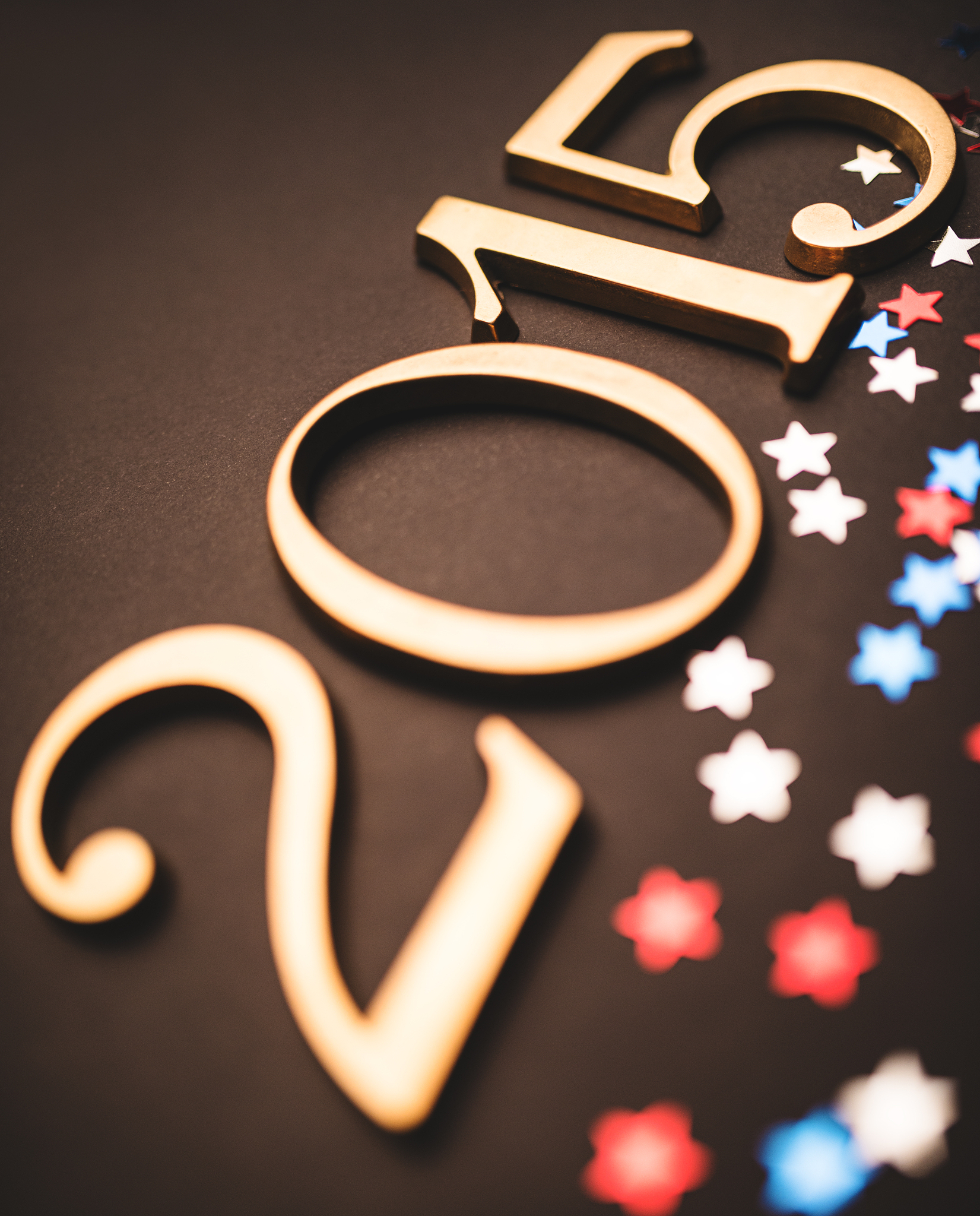 1612爱情数字含义：一路相伴，永不分离