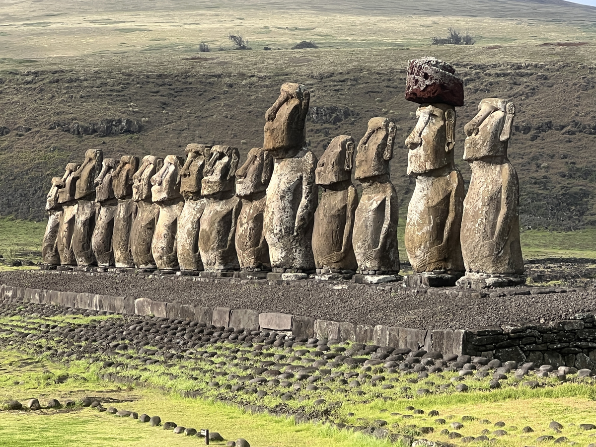 佐治亚引导石：神秘的石碑与十种语言的指导原则