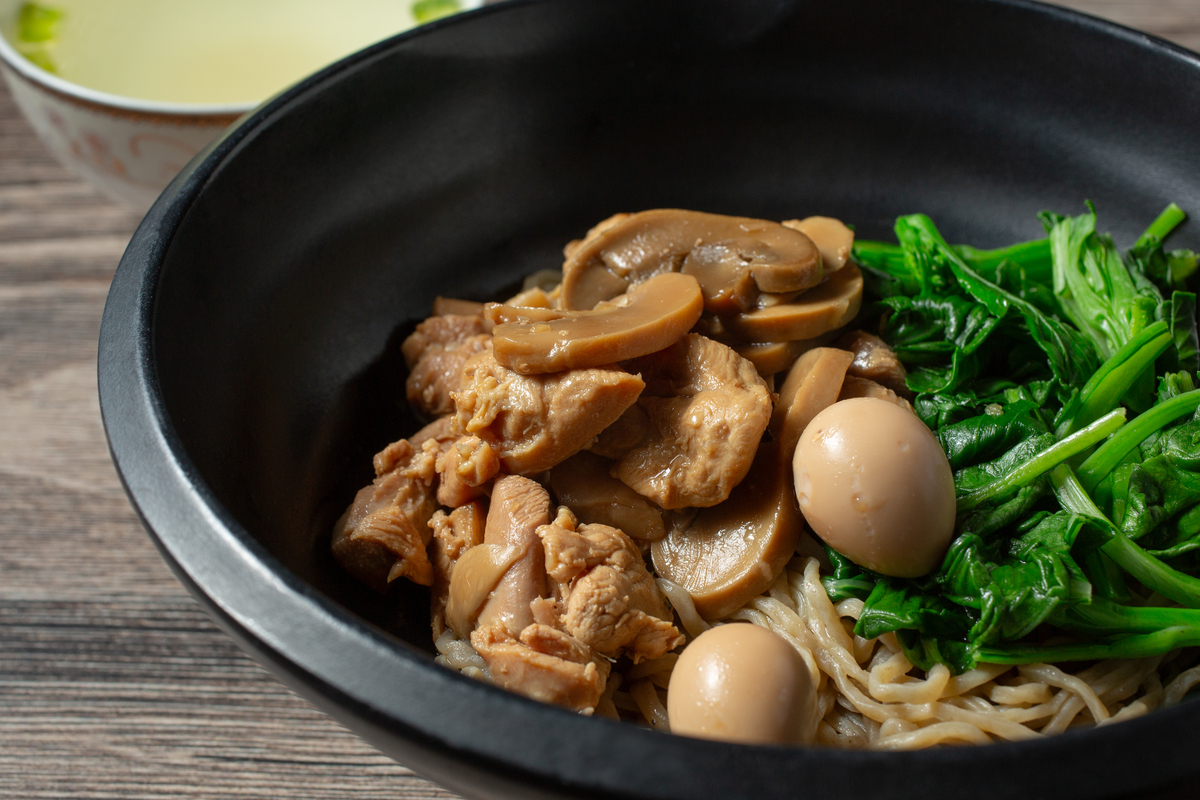 鸡肉、瘦肉、香菇、金针菇口感特点及搭配建议