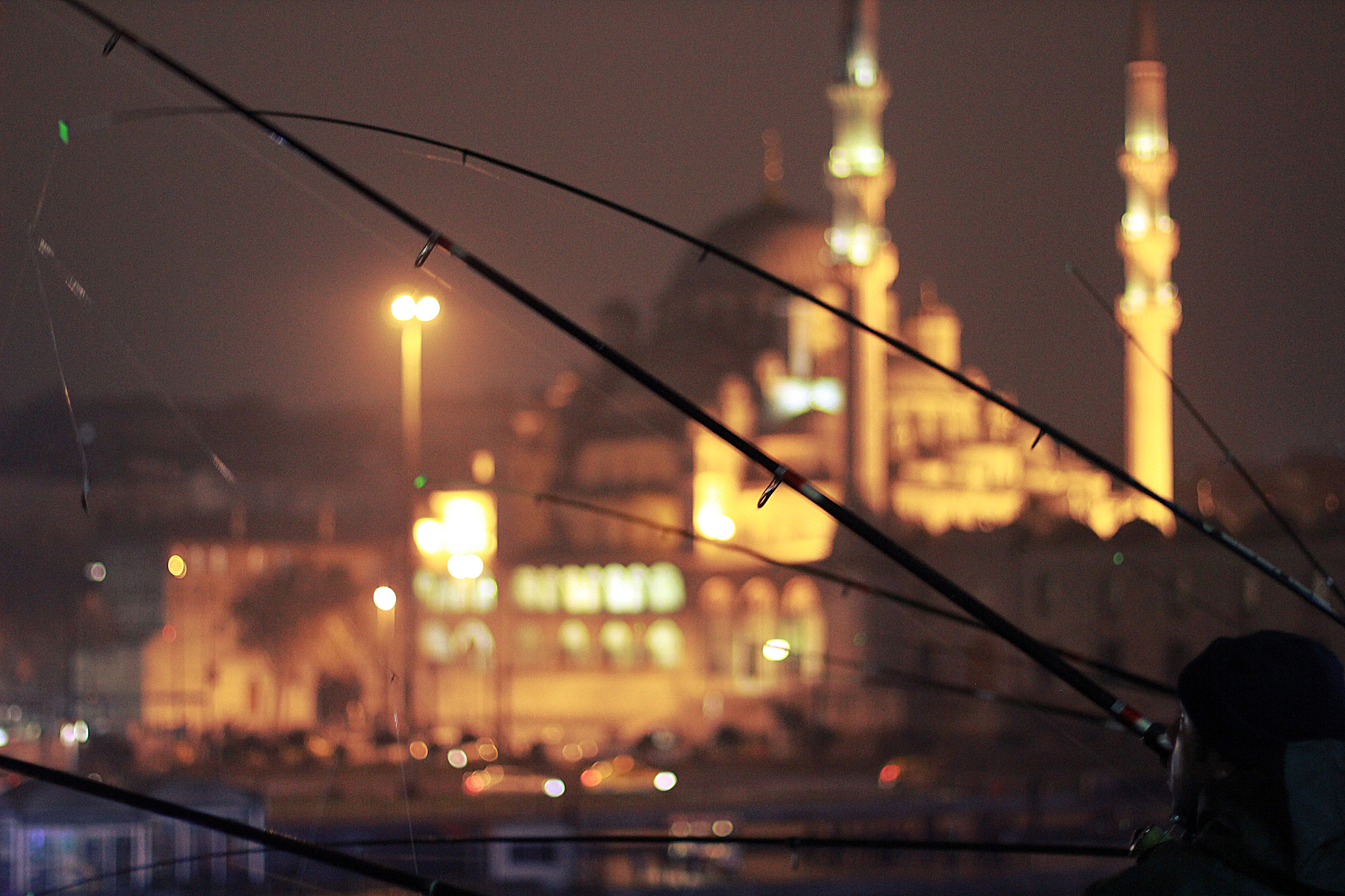 夜幕降临，我已久候 - 描写等待的唯美句子