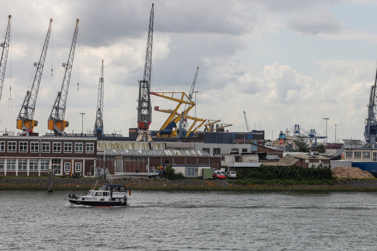 Jingtang Port Vessel Arrival and Berthing Update