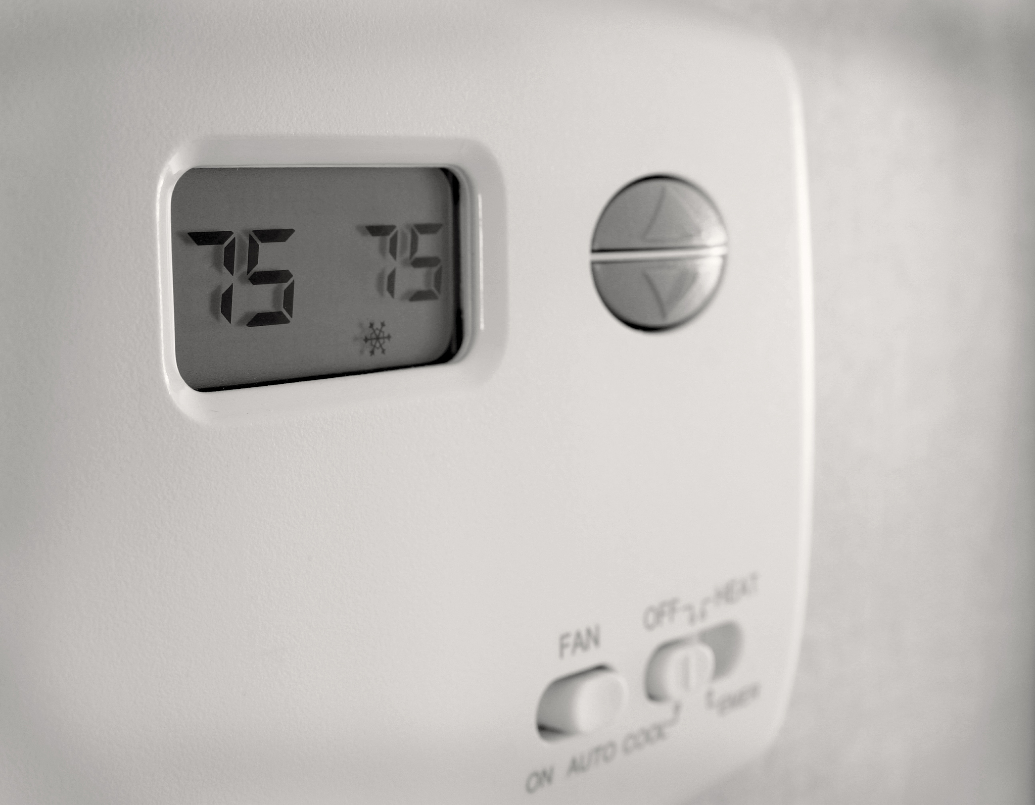 新电热水器水温比设置低2度正常吗？回答加拓展