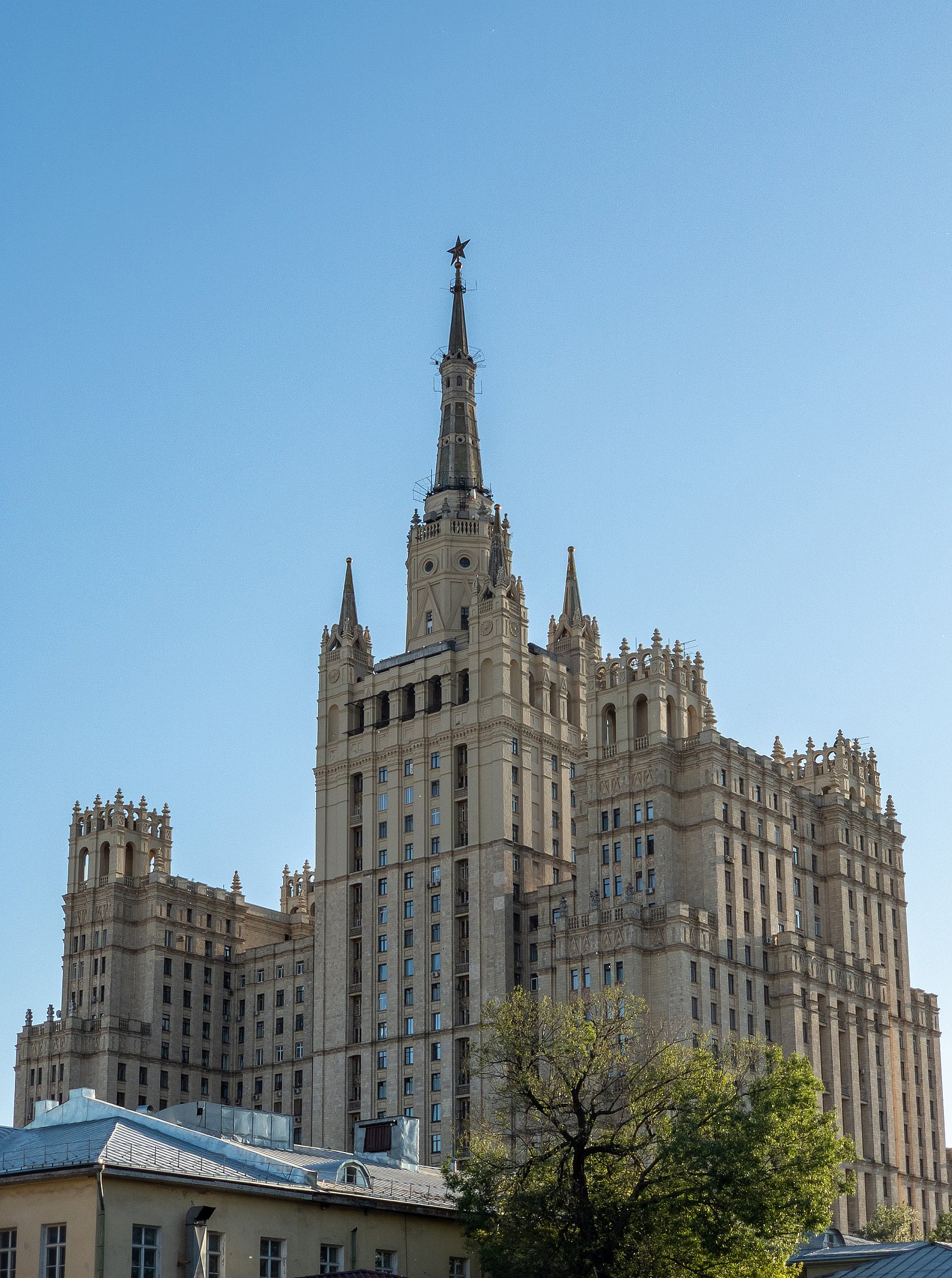 the kudrinskaya square building is a building in moscow, one of 