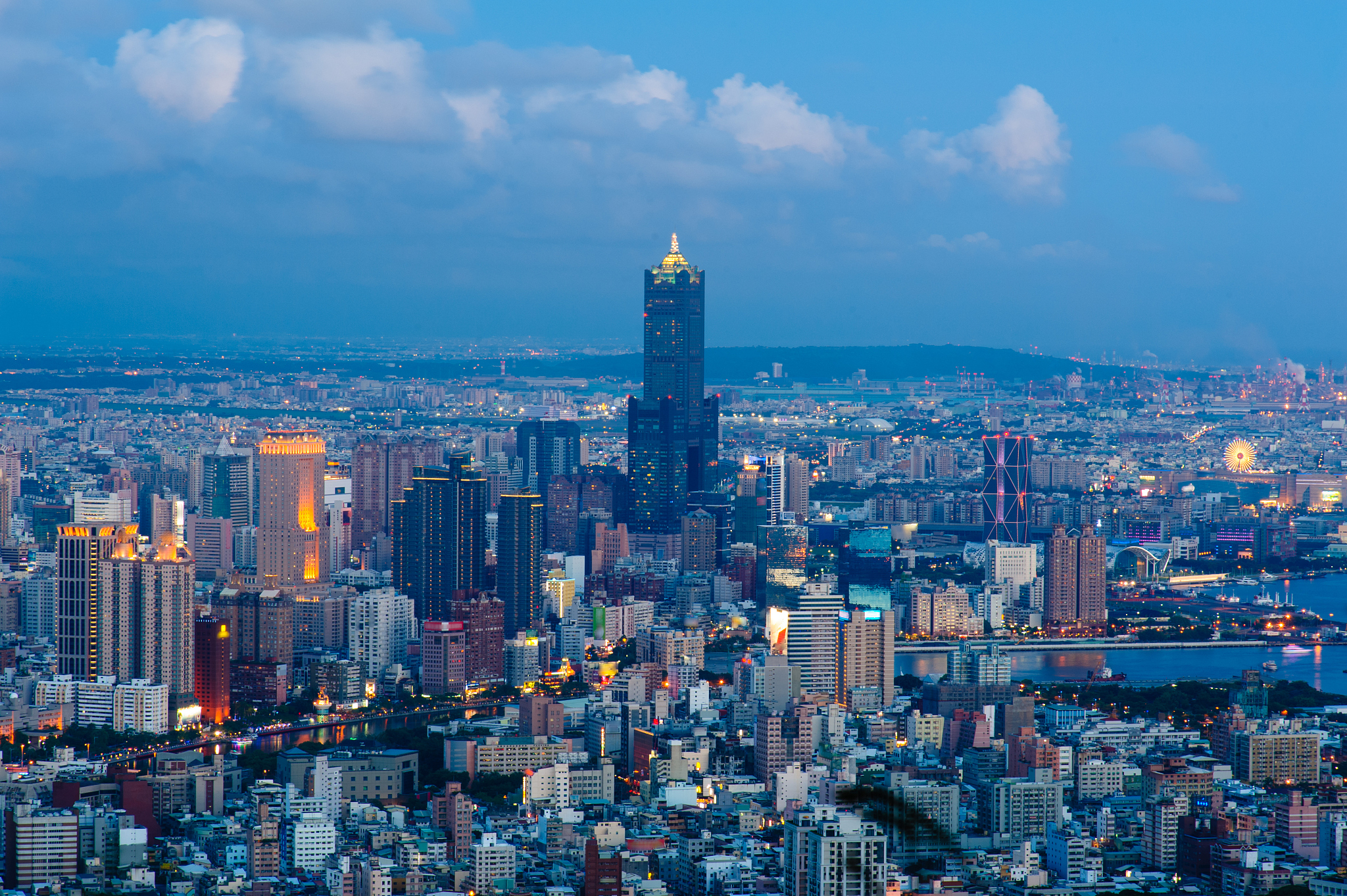 cityscape of kaohsiung at night