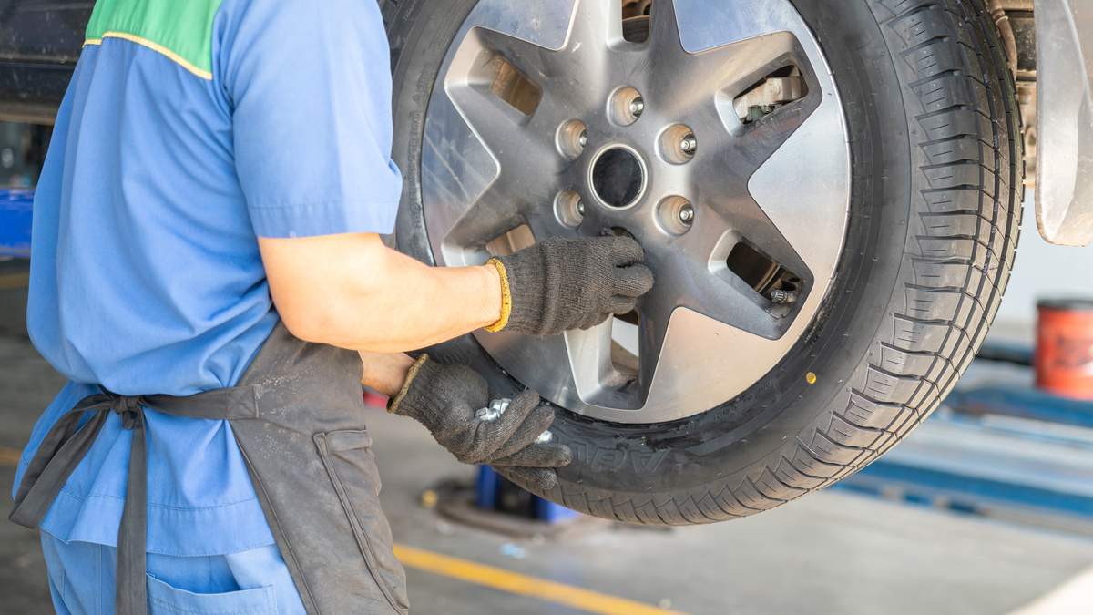 汽车轮胎保养指南：延长使用寿命，保障行车安全