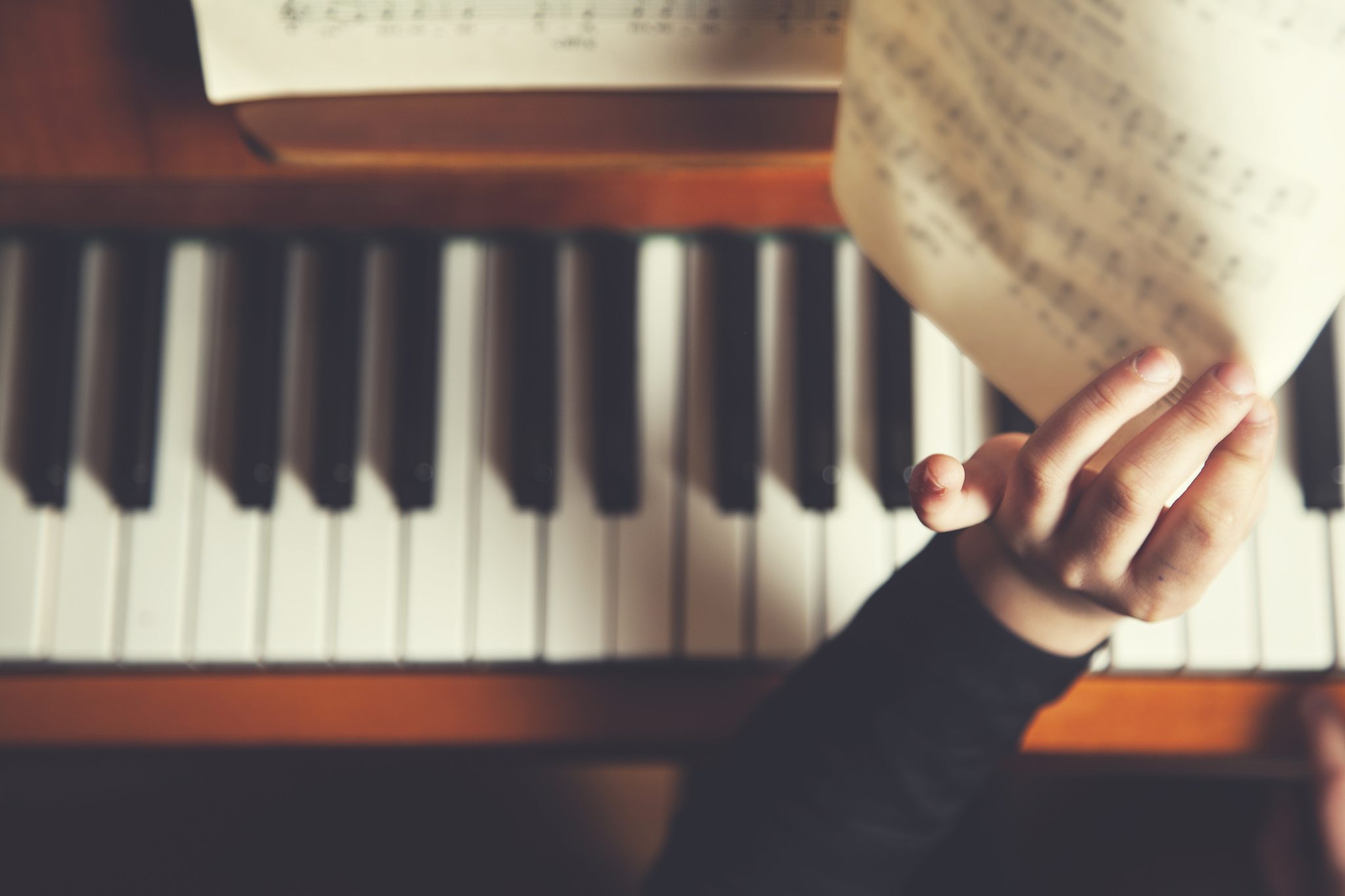 琴音与力量：一个高中生的艺术逆袭之路