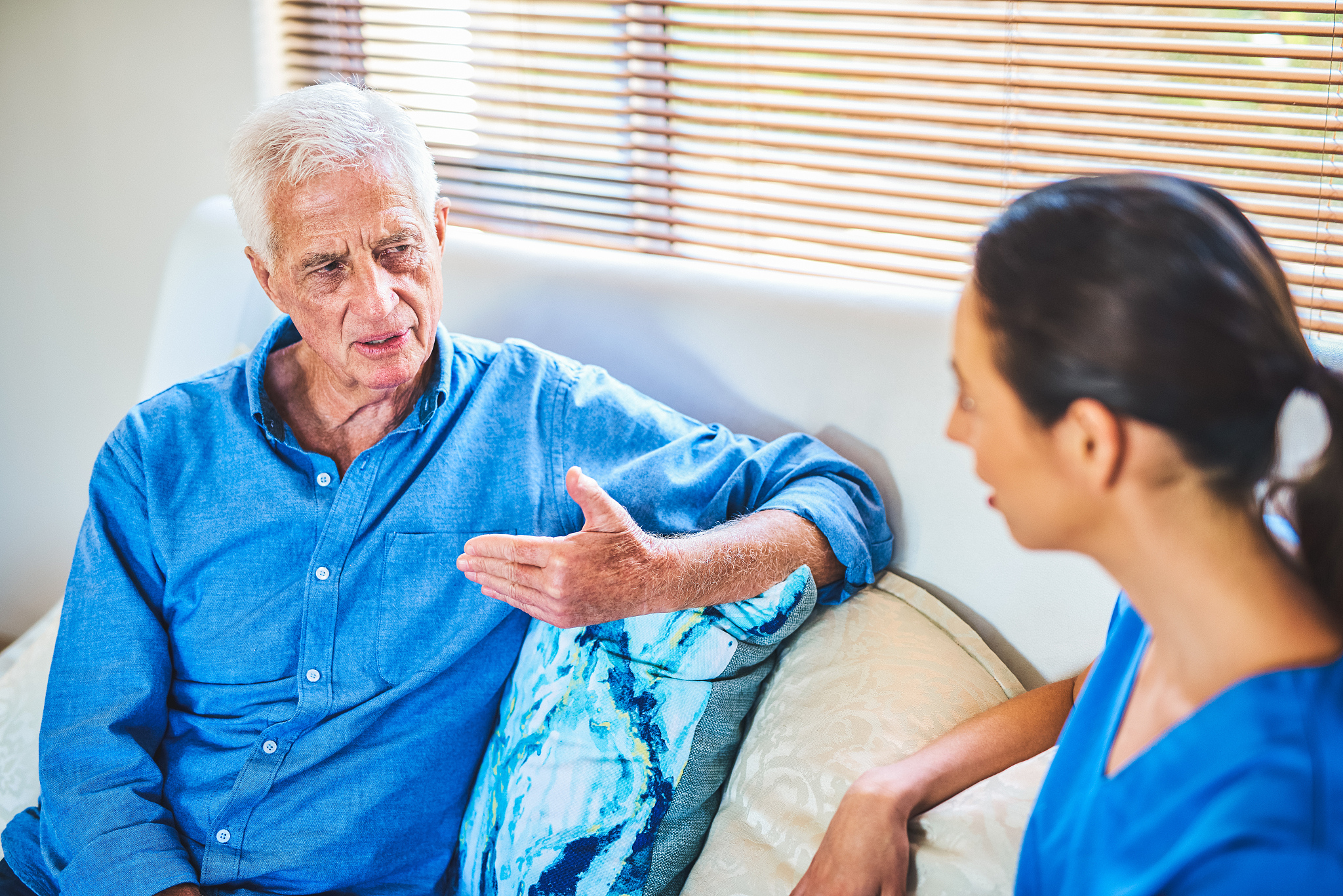 大专护理工资多少钱一个月？就业前景怎么样？