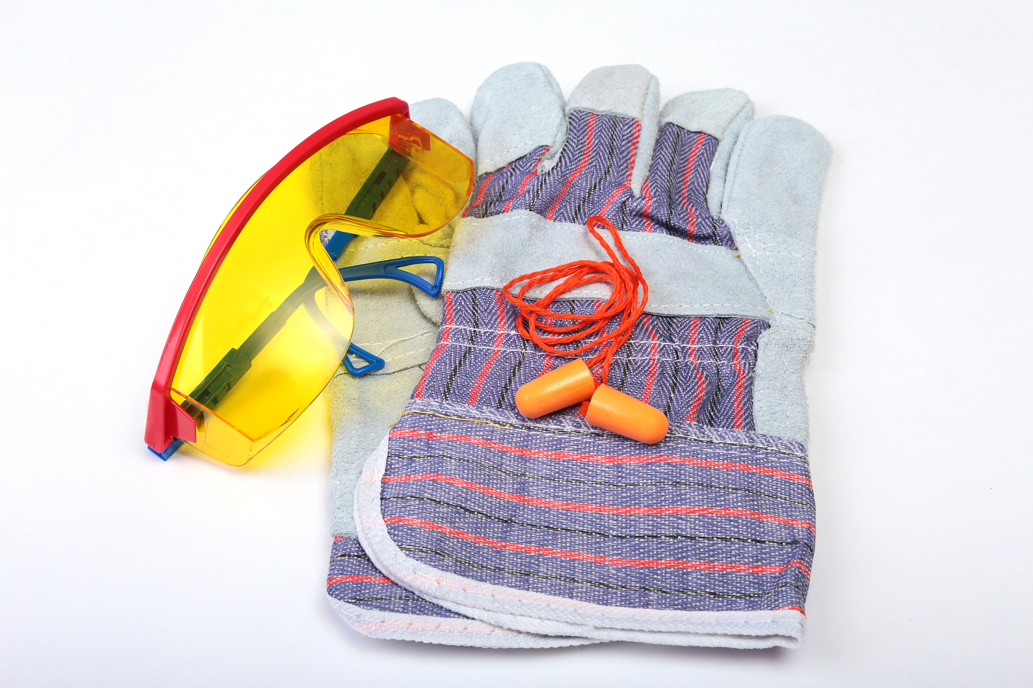 orange earplug , hard hat, safety glasses, gloves. earplug to re