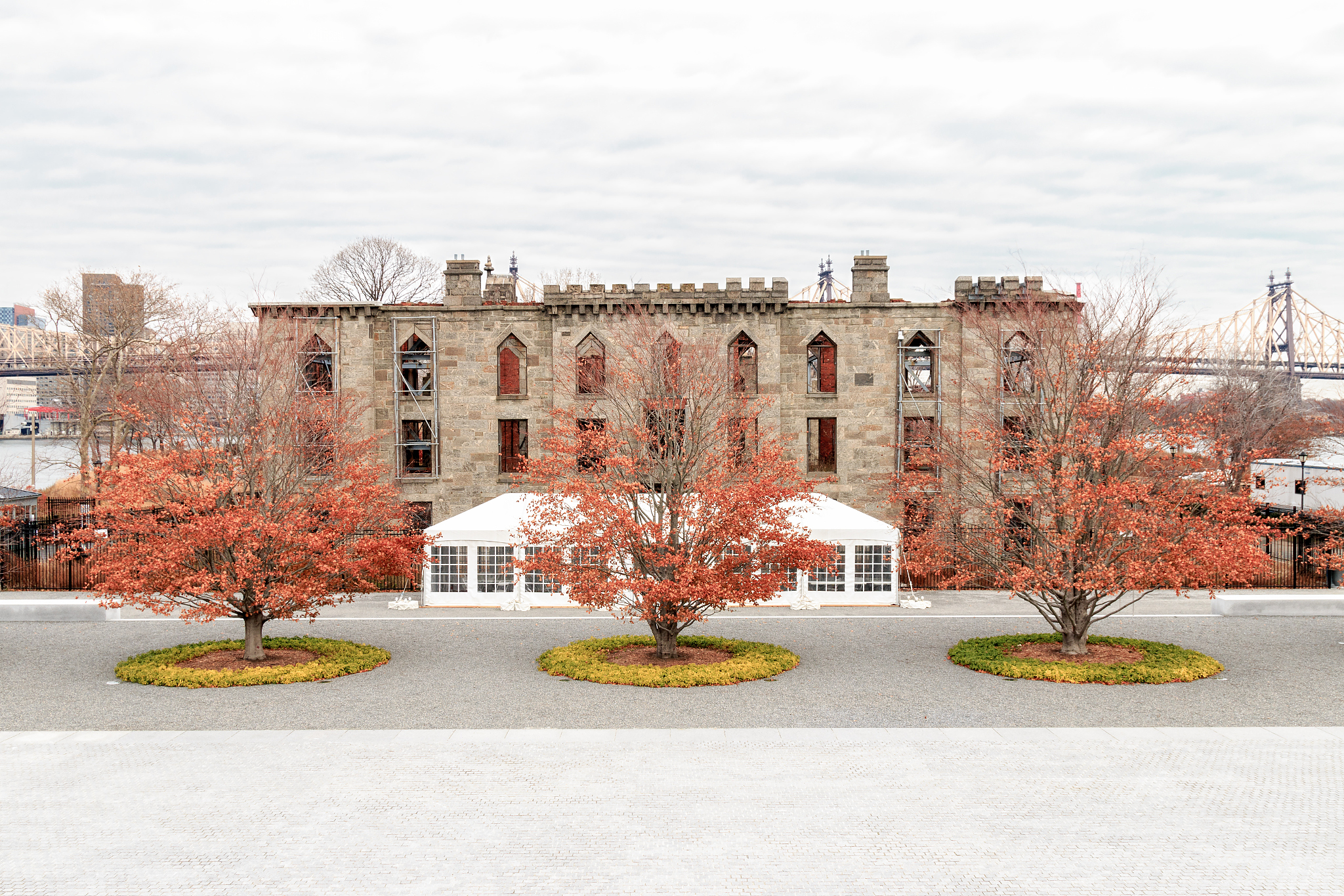 old smallpox hospital on roosevelt island in nyc